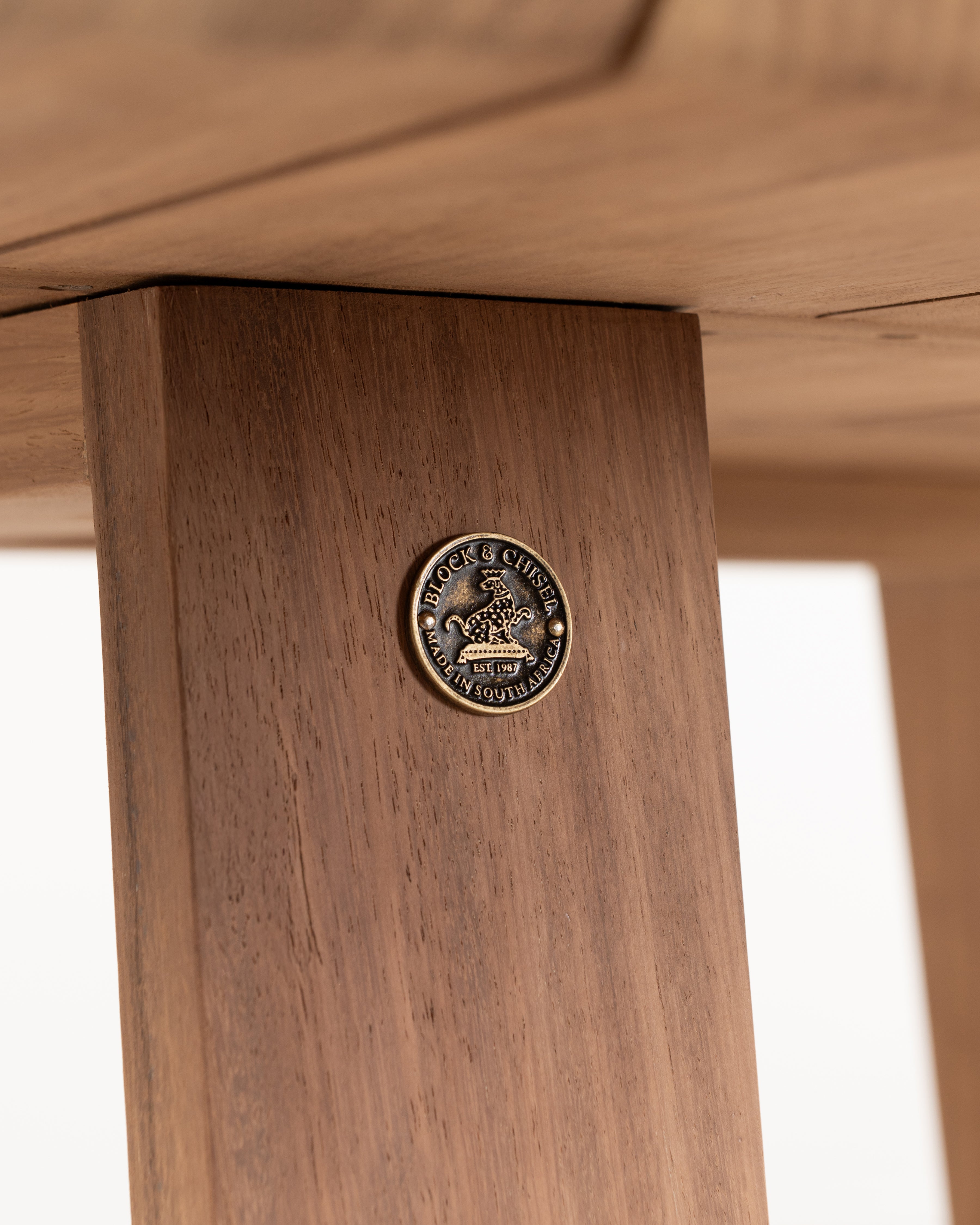 Plett deck round table