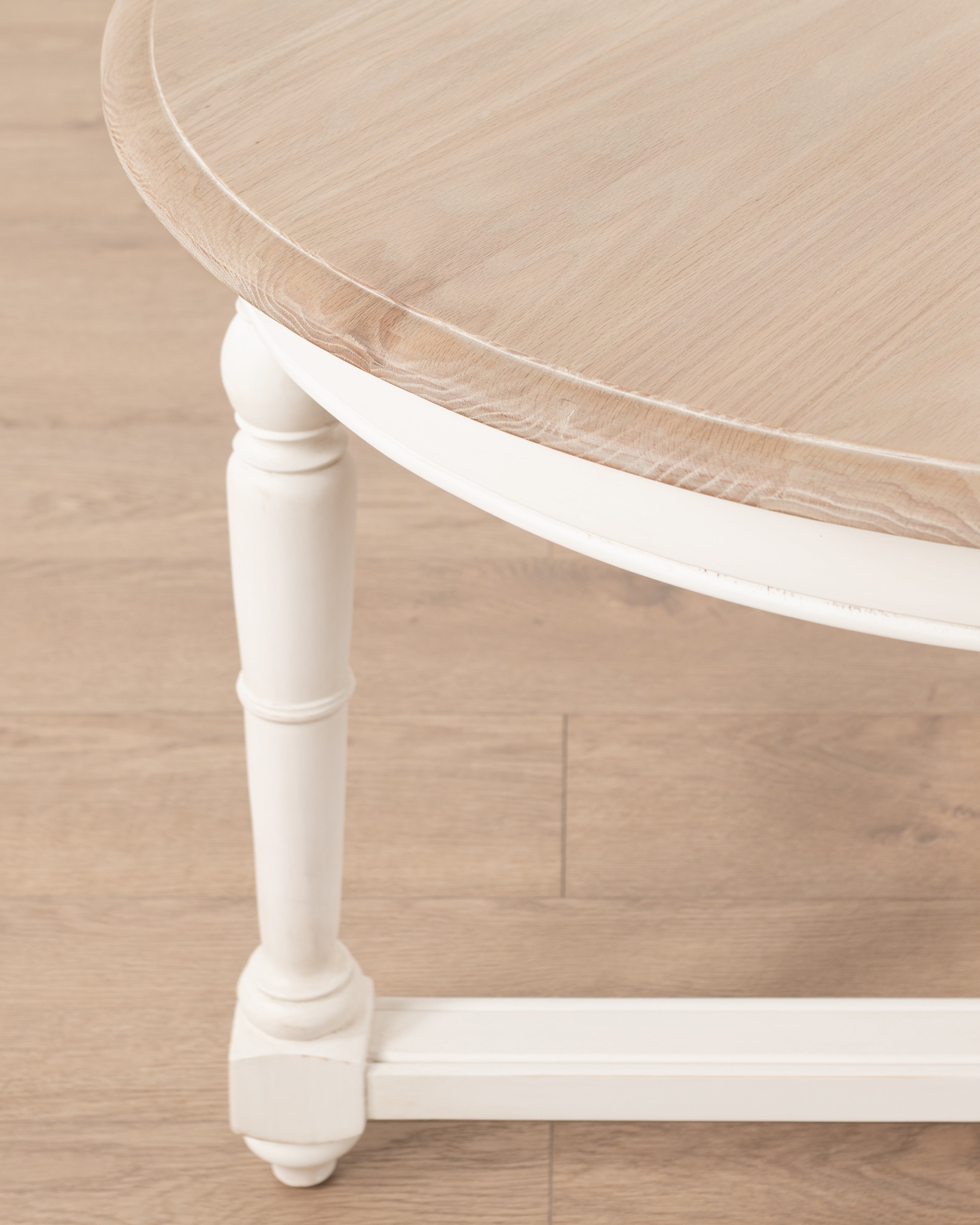 Oxford Round Slim Table