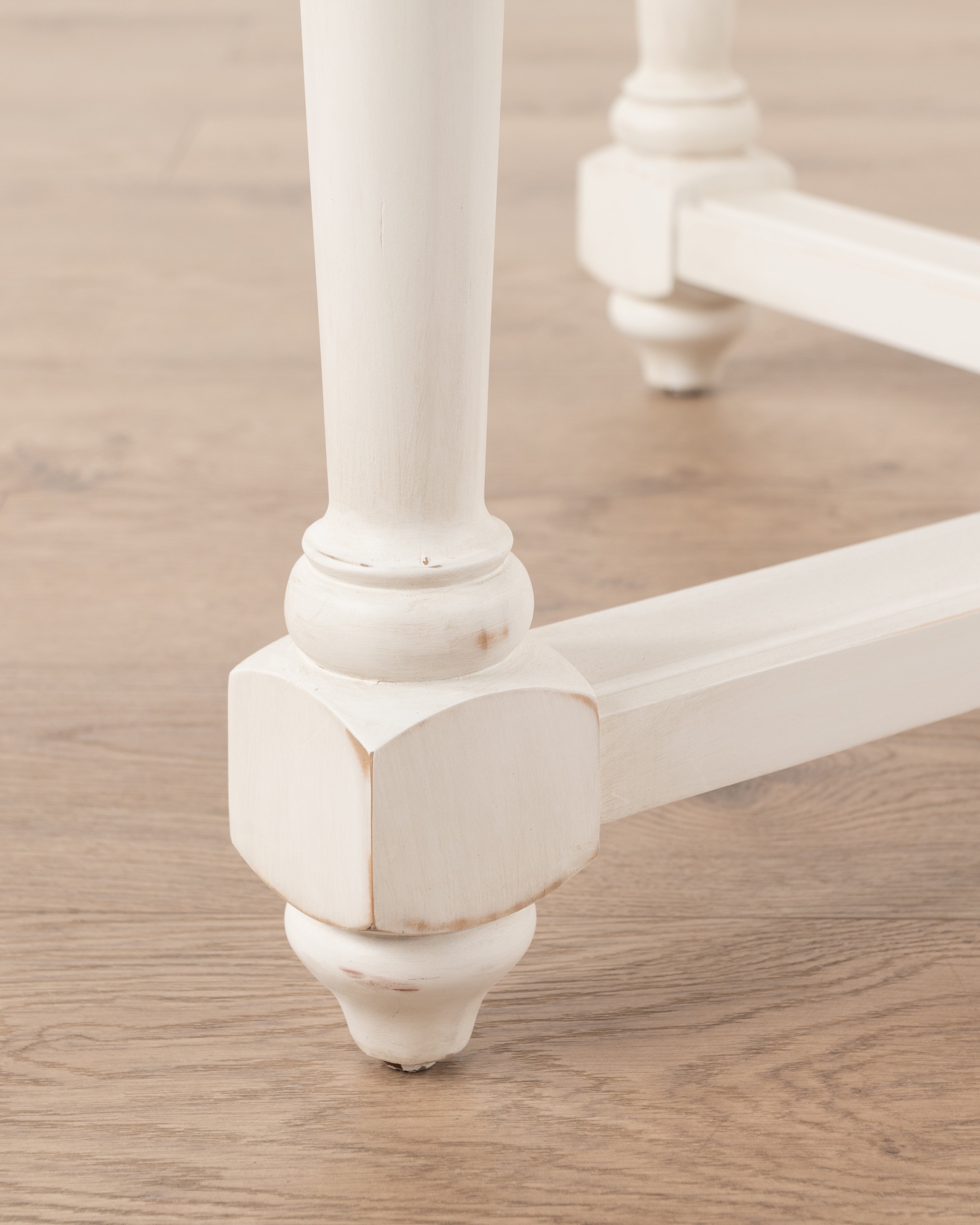 Oxford Round Slim Table