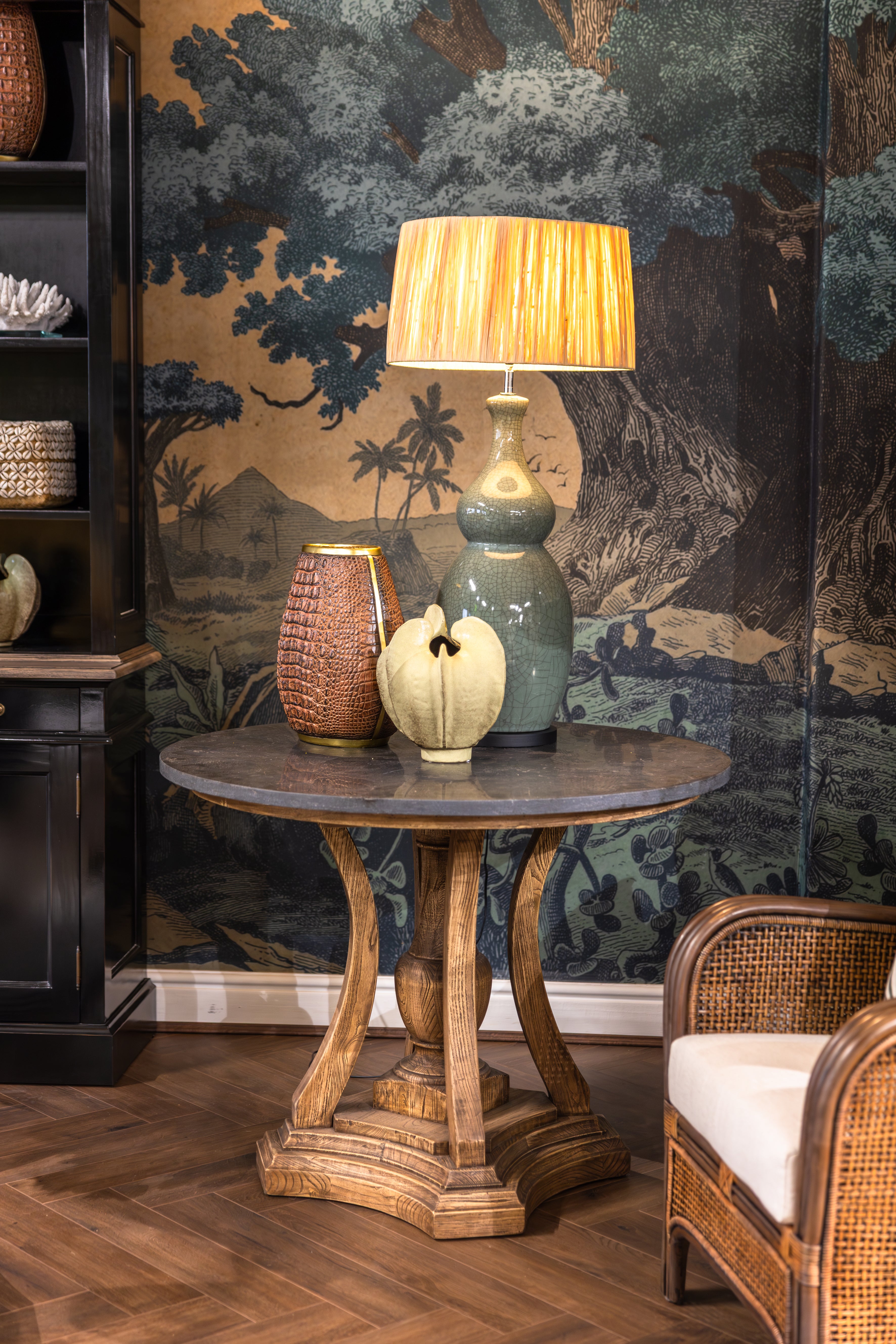 Bernard Entrance table