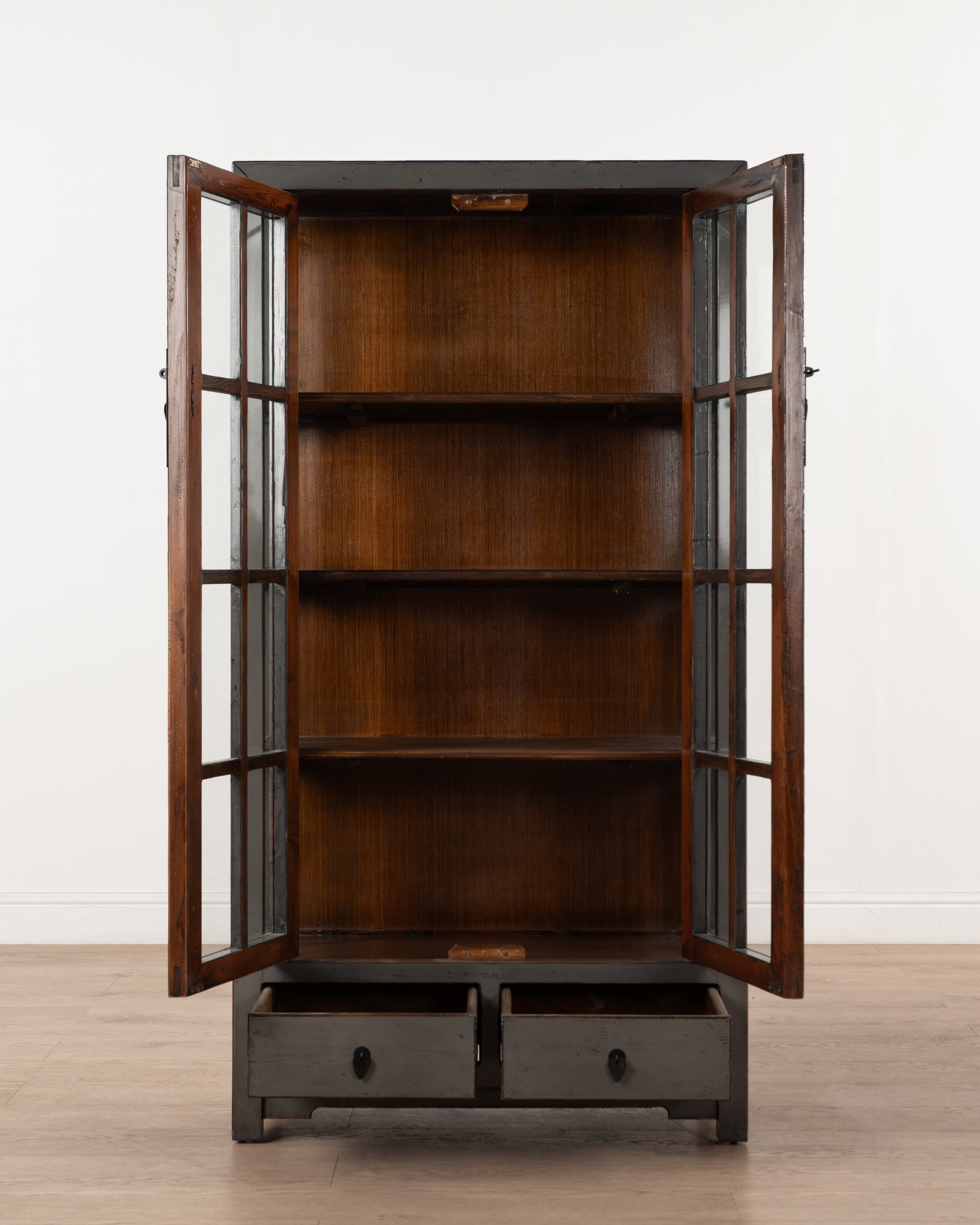 Indochine Liang Cabinet | Grey