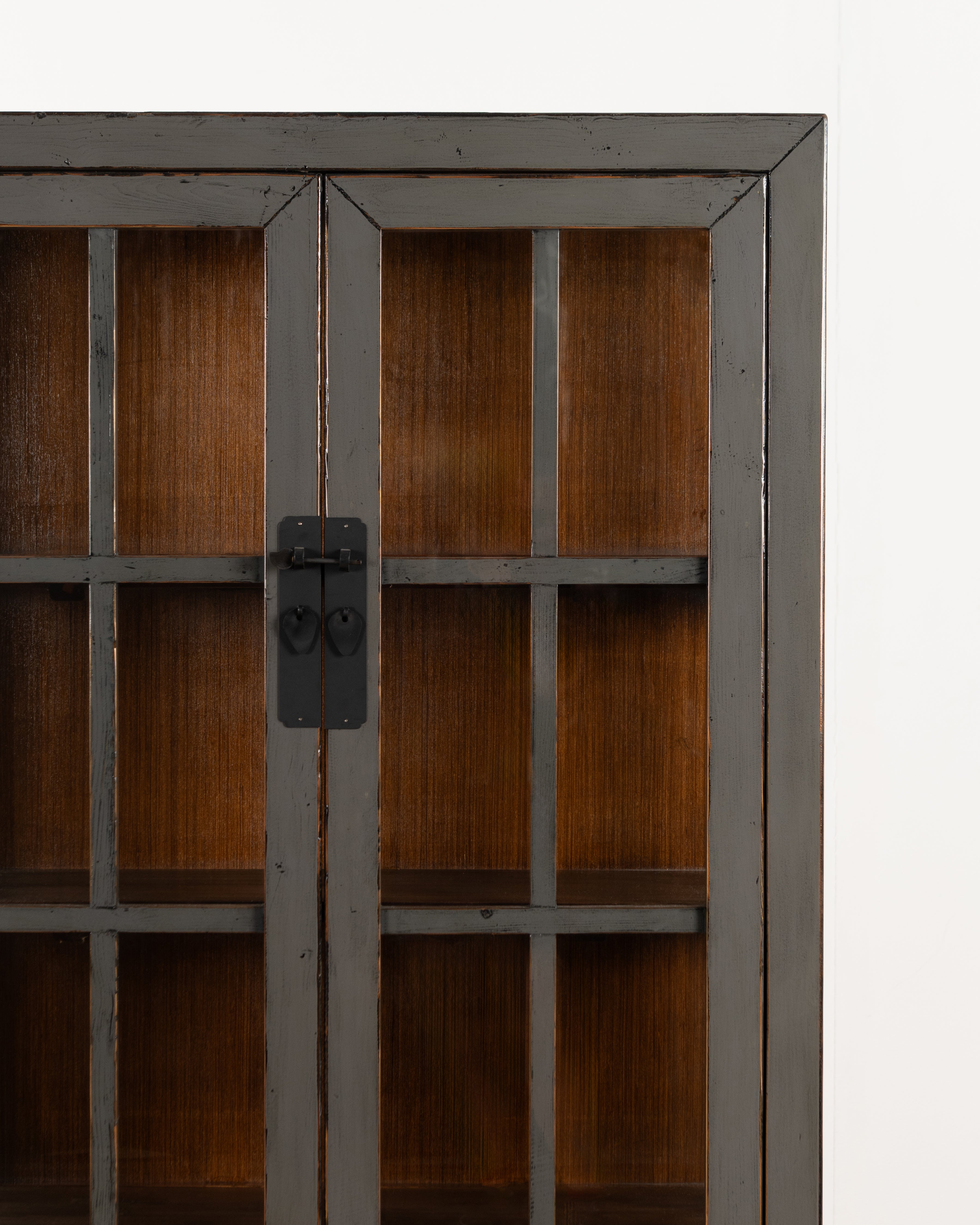 Indochine Liang Cabinet | Grey