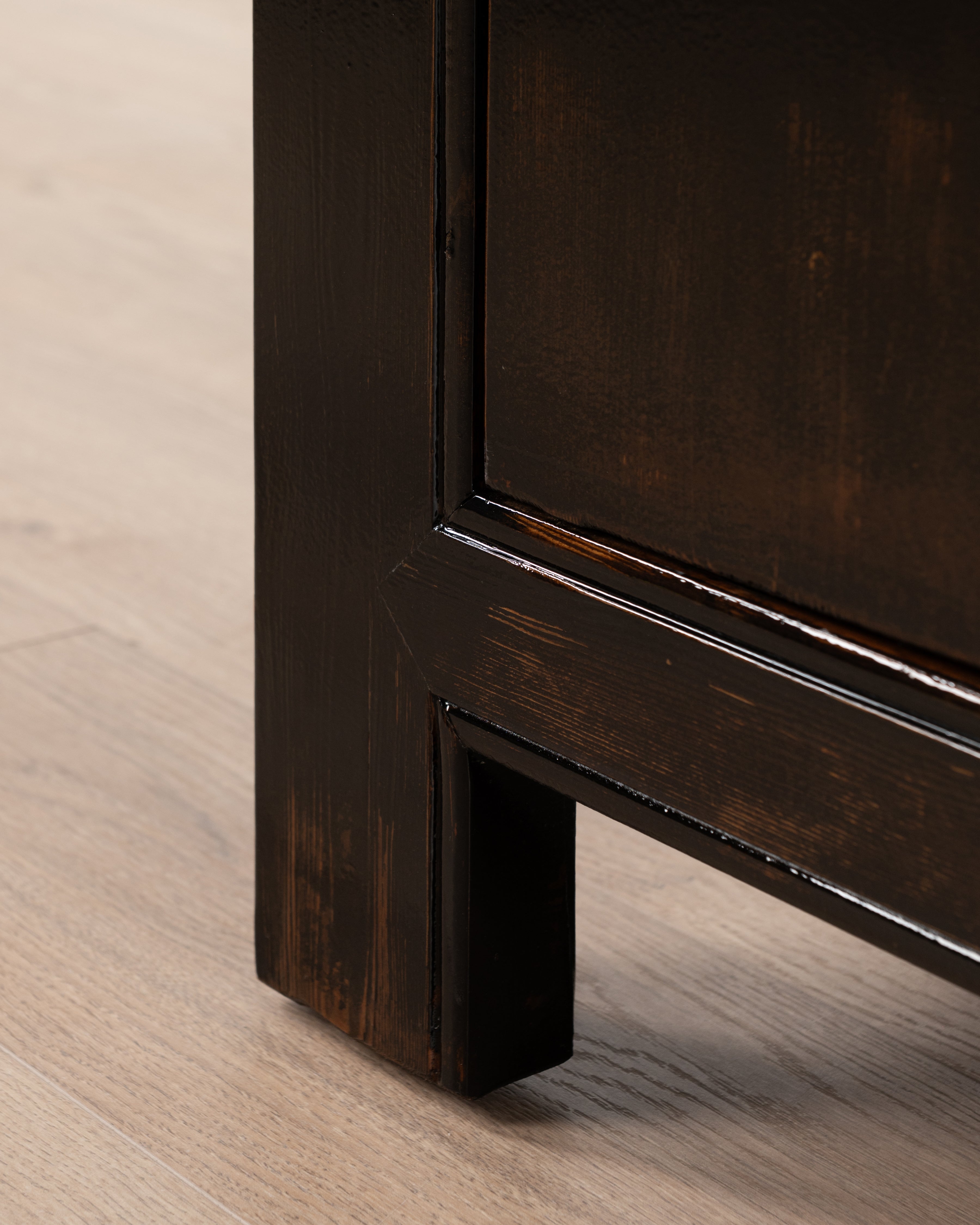 Indochine Fushun Sideboard | Black