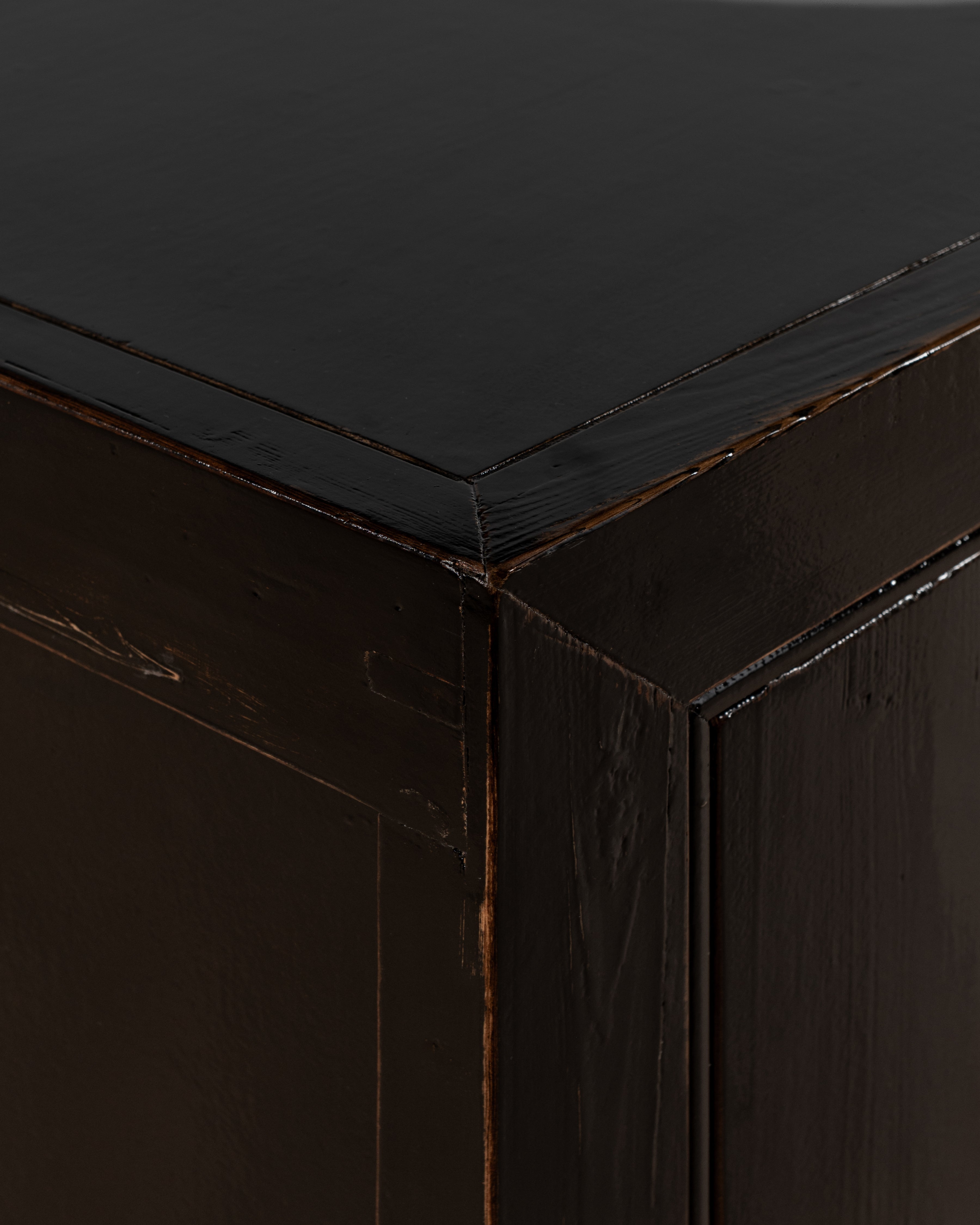 Indochine Fushun Sideboard | Black
