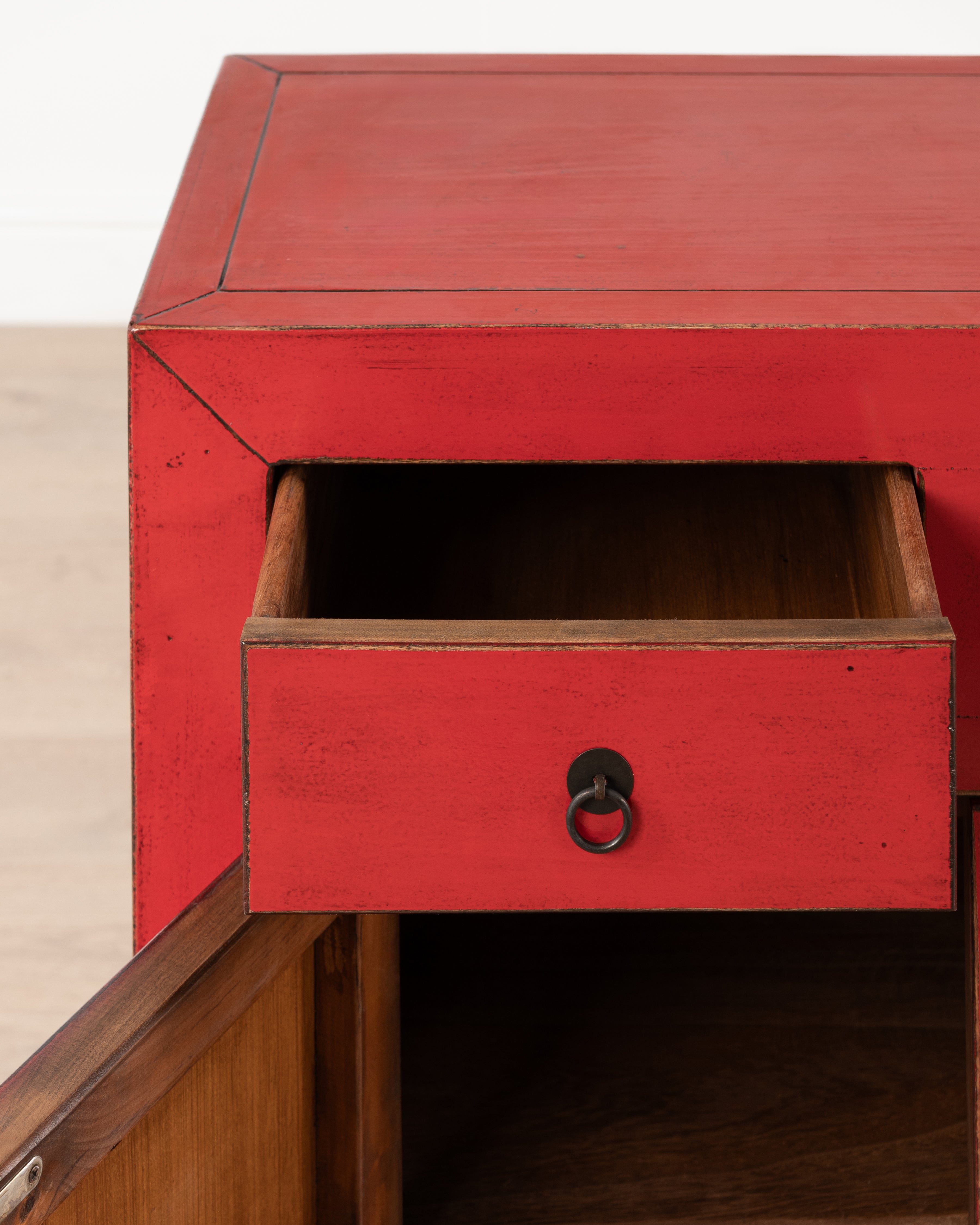Indochine Suri Sideboard | Red