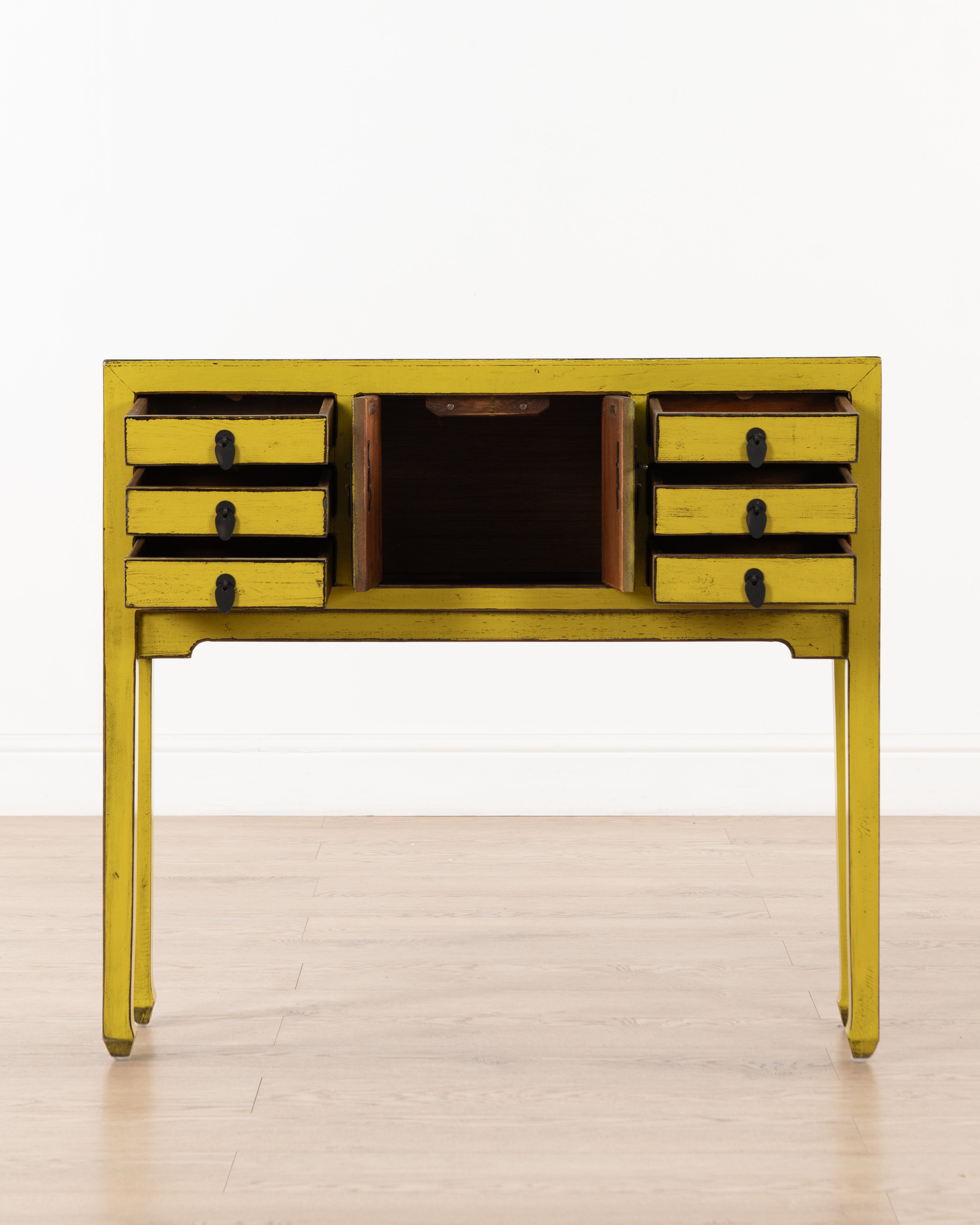Indochine Zheng Console | Yellow