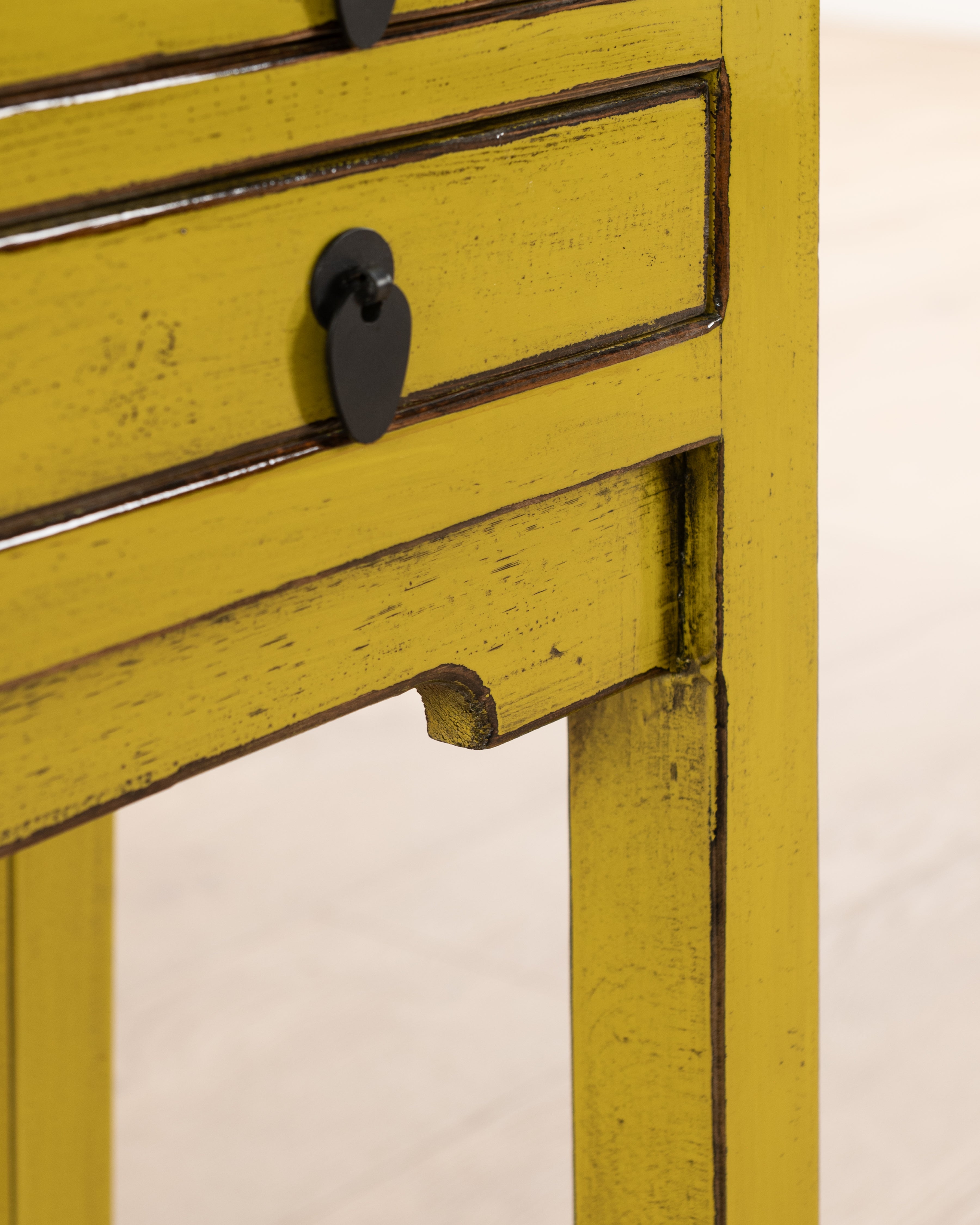 Indochine Zheng Console | Yellow