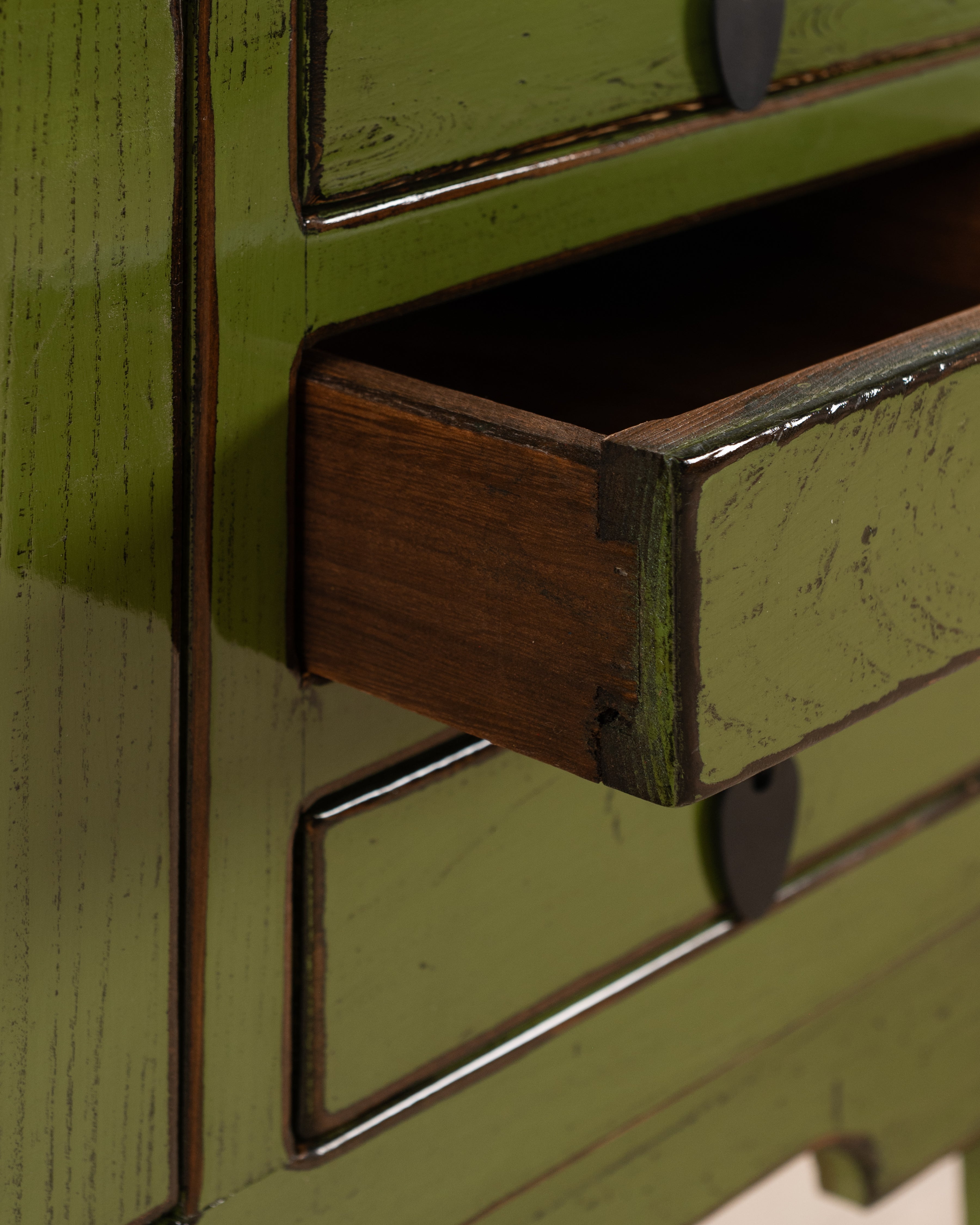 Indochine Zheng Console | Olive