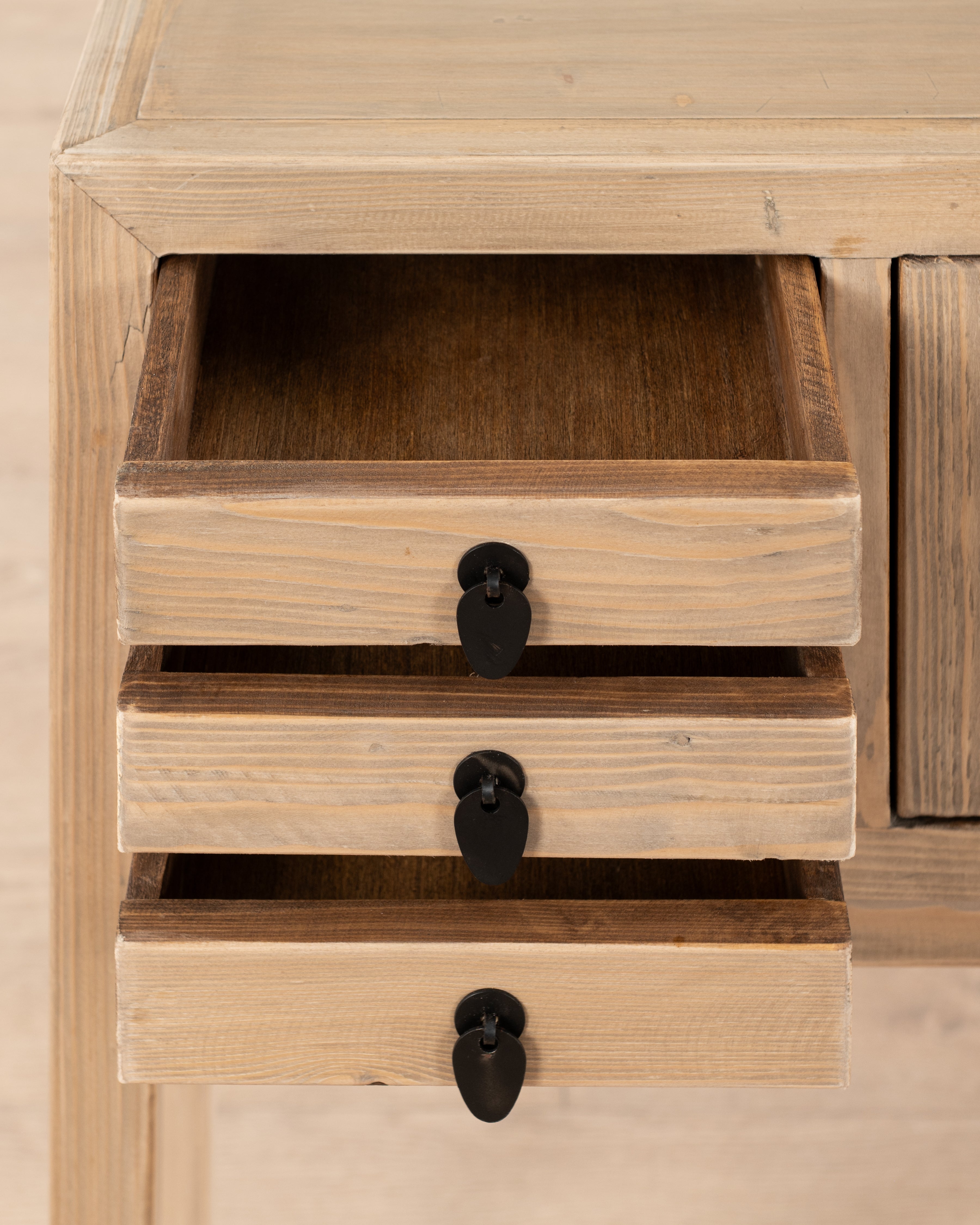 Indochine Zheng Console | Natural