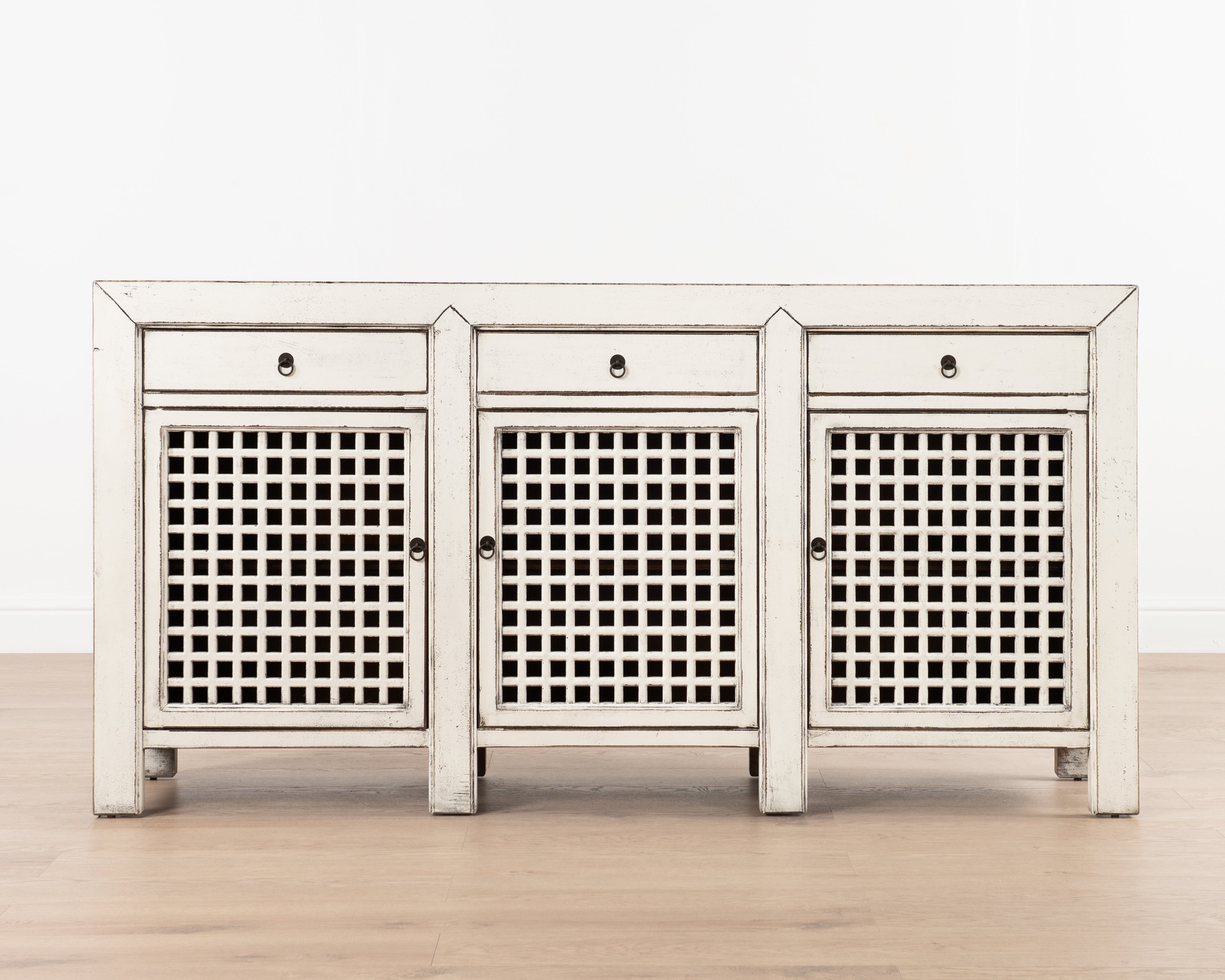 Indochine Kanyisa Sideboard | White
