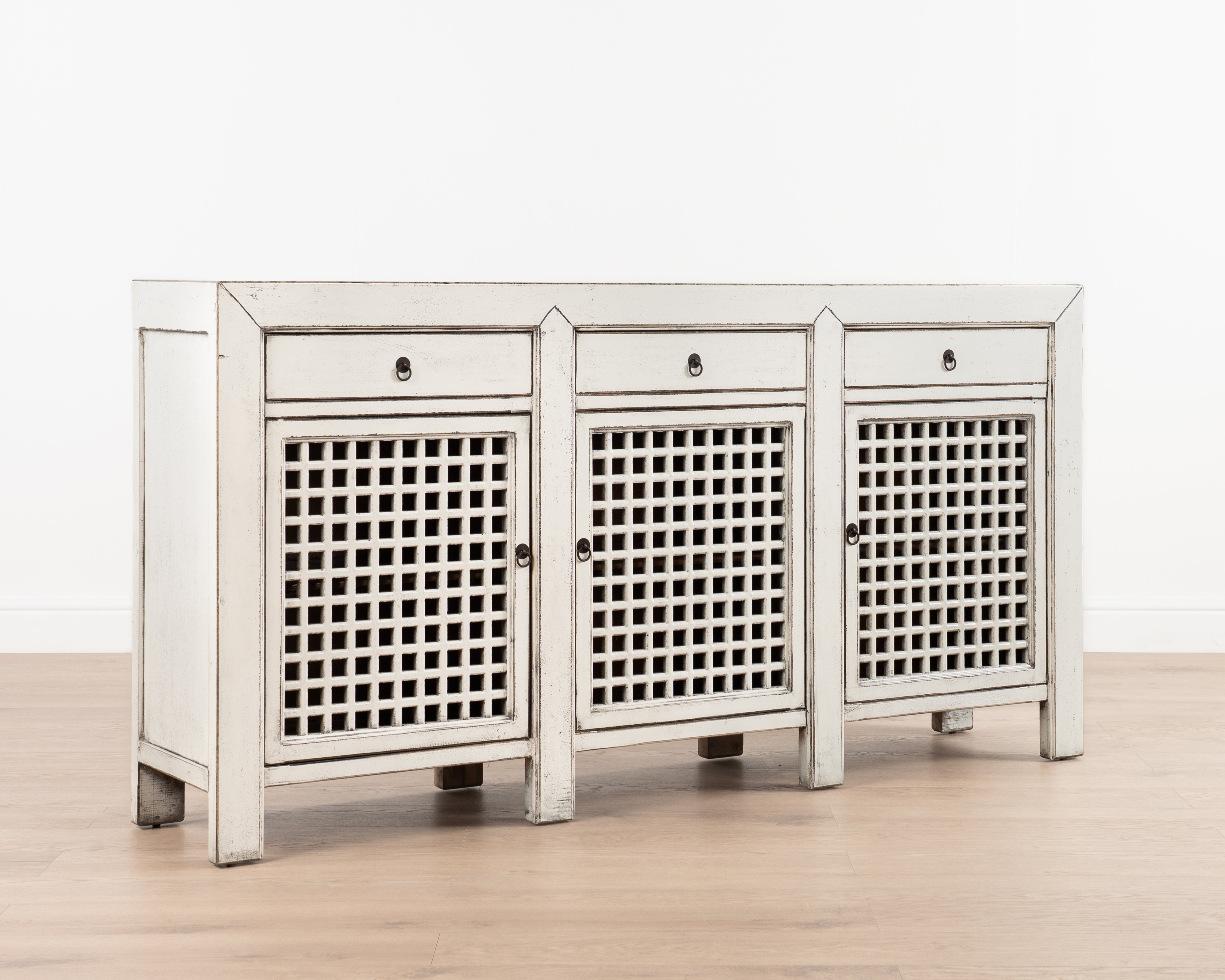 Indochine Kanyisa Sideboard | White