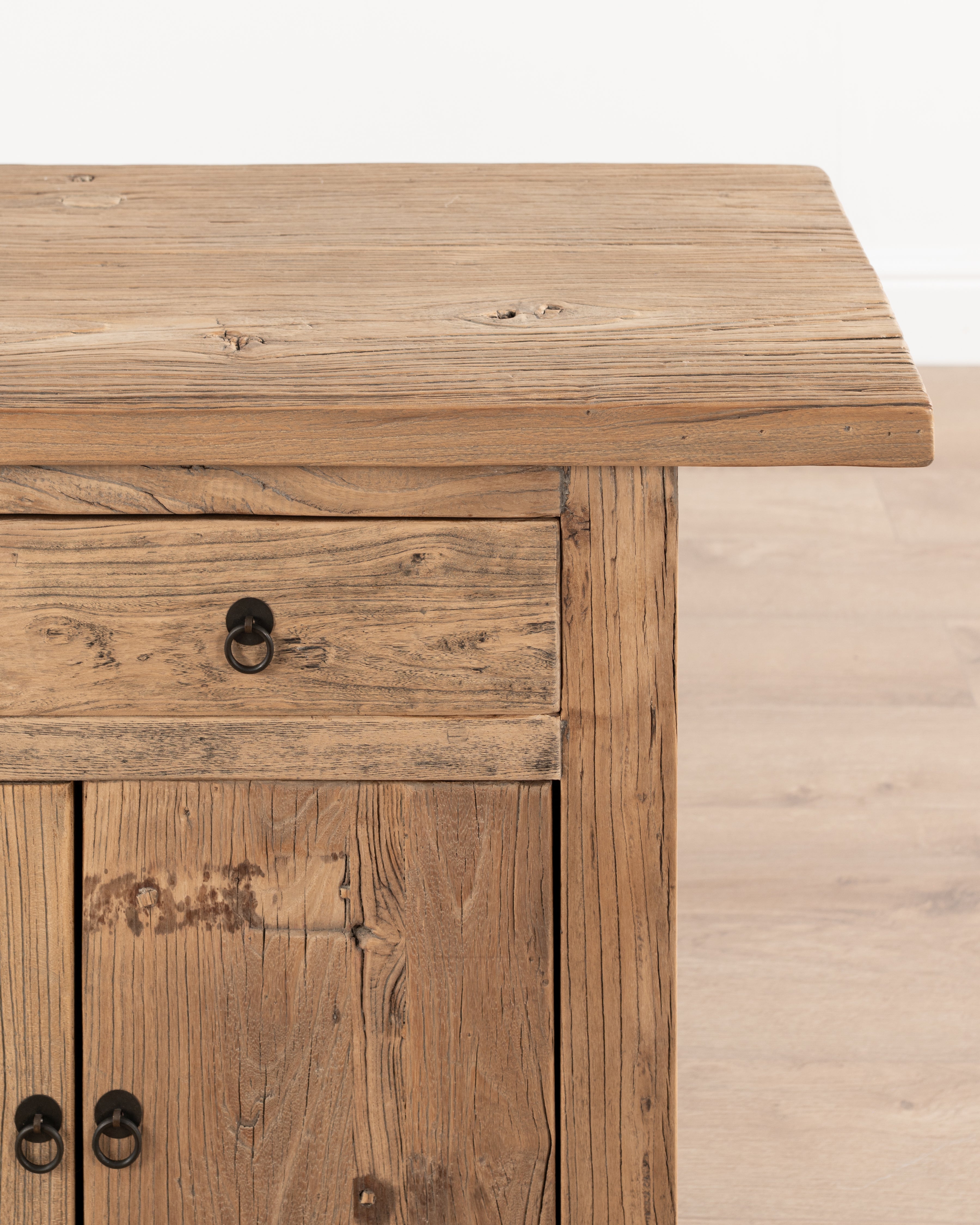 Buhle Sideboard