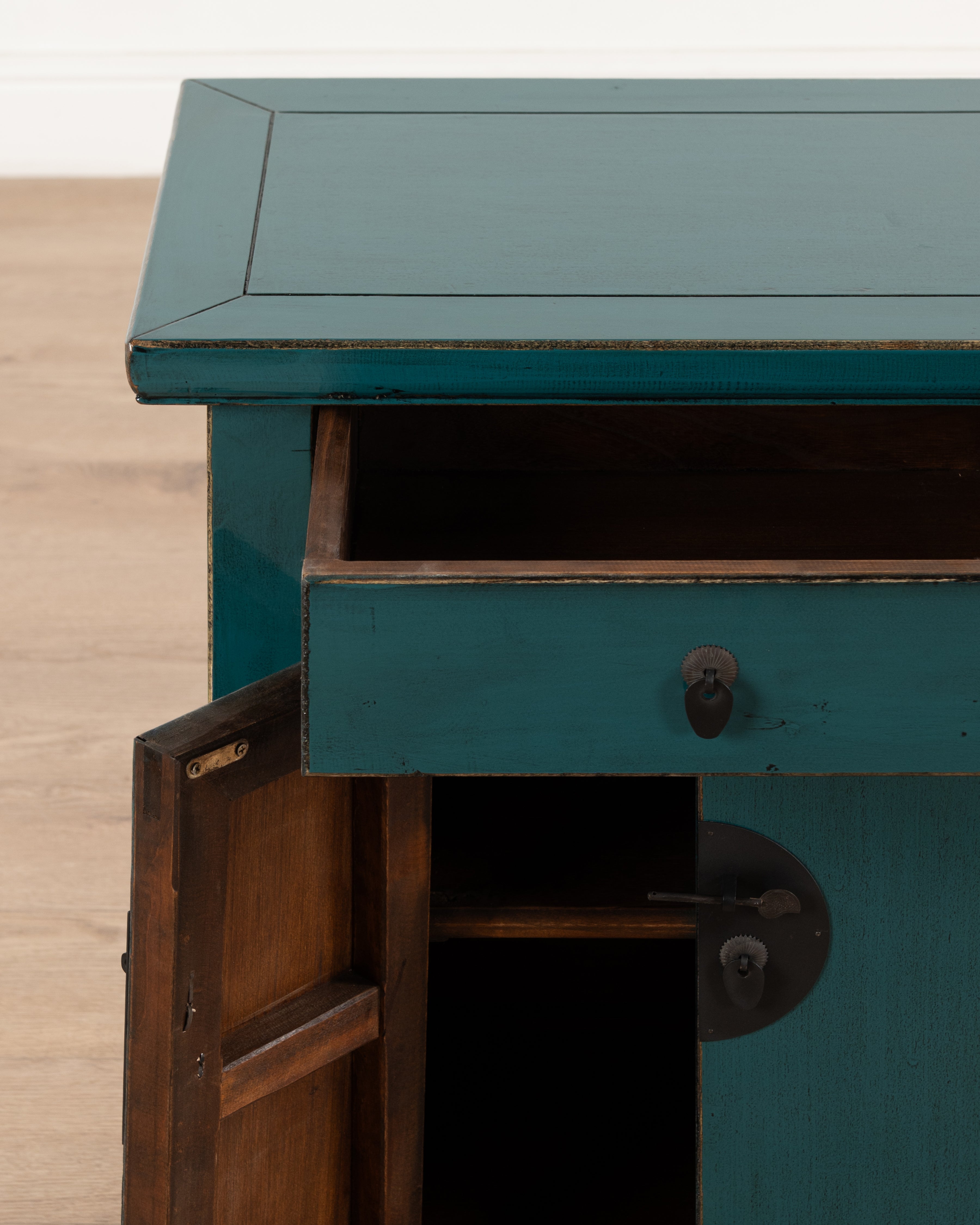 Indochine Otaru Cabinet | Teal