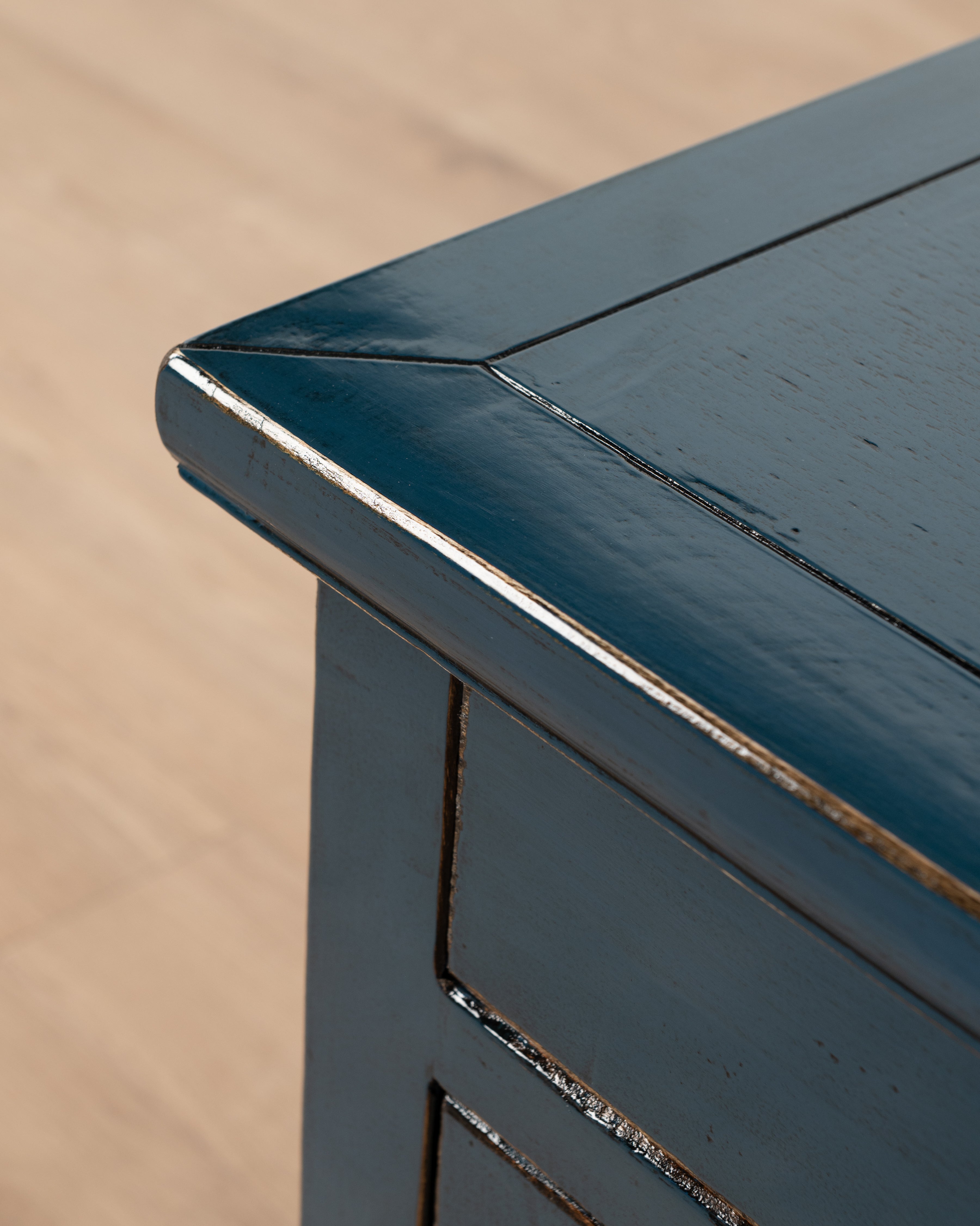 Indochine Otaru Cabinet | Blue