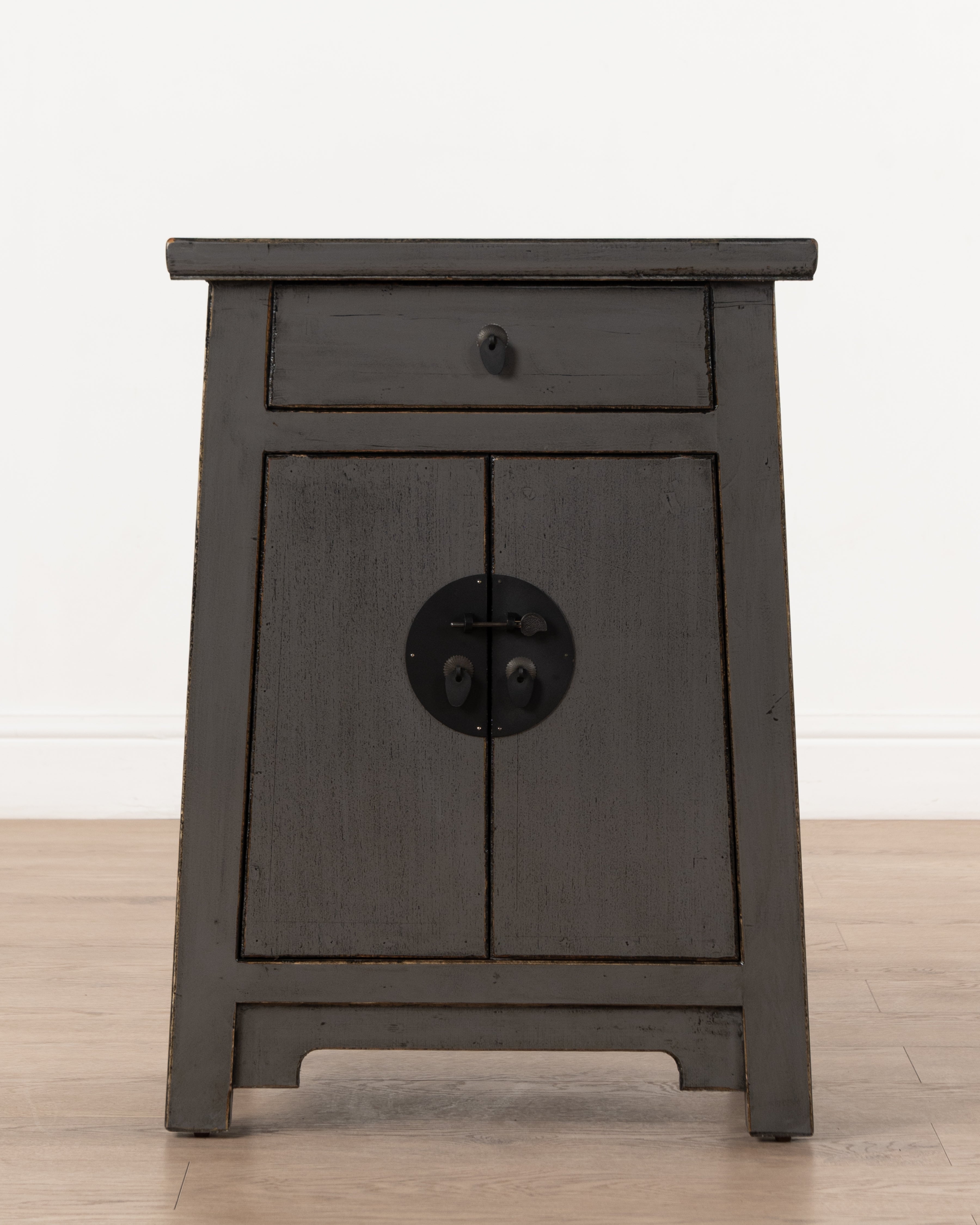 Indochine Otaru Cabinet | Grey