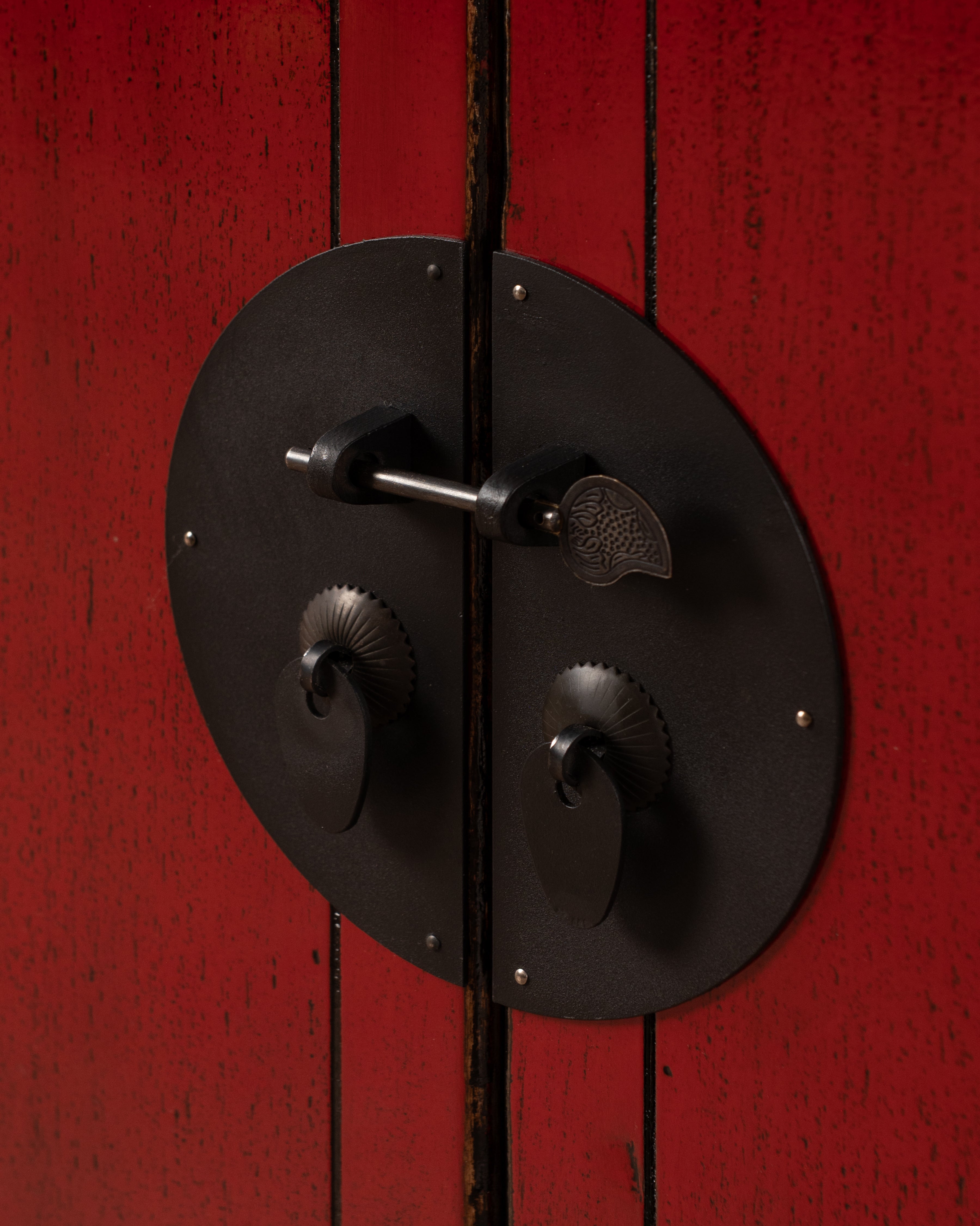 Indochine Chitose Cabinet | Red