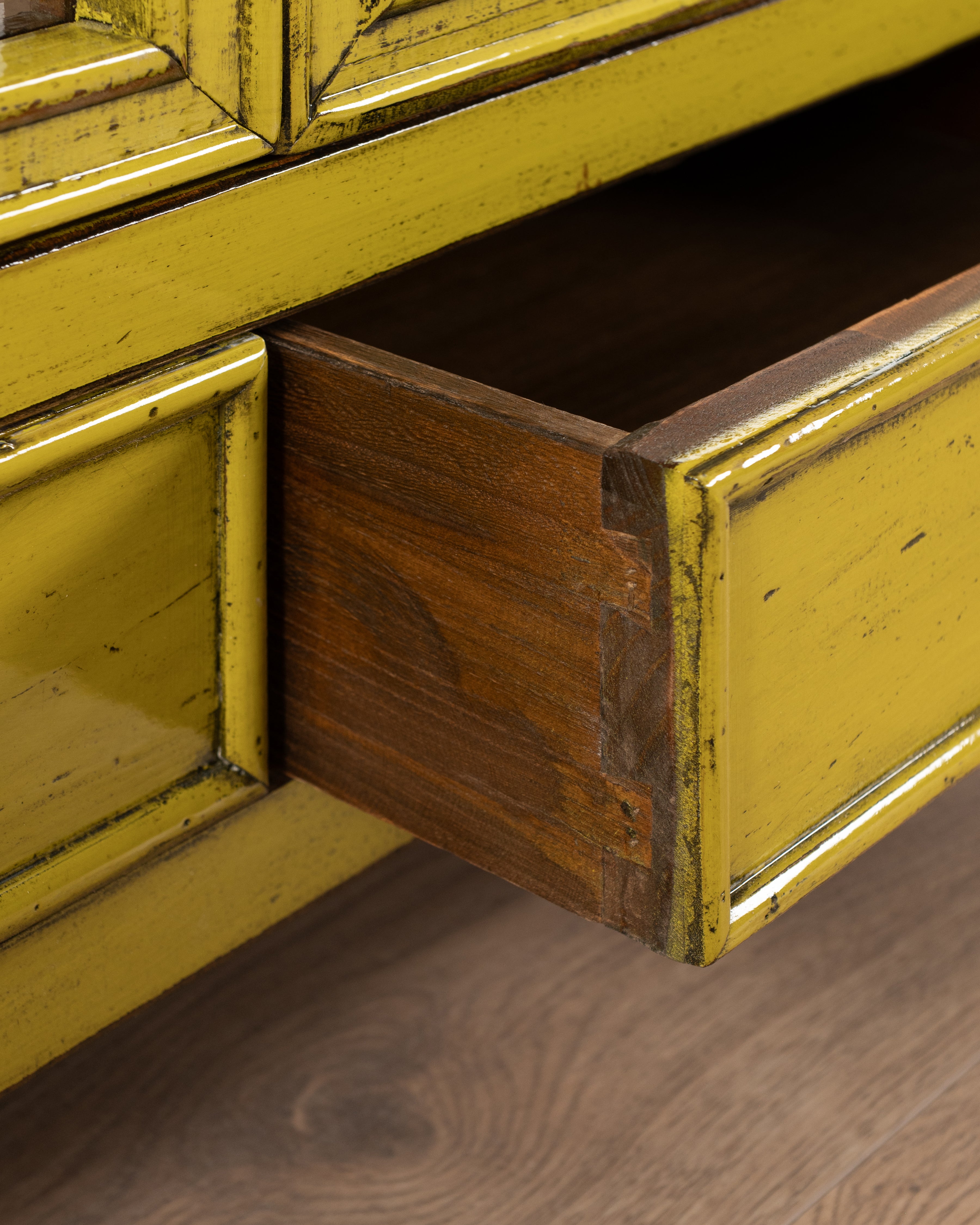 Indochine Liang Ma Cabinet | Yellow