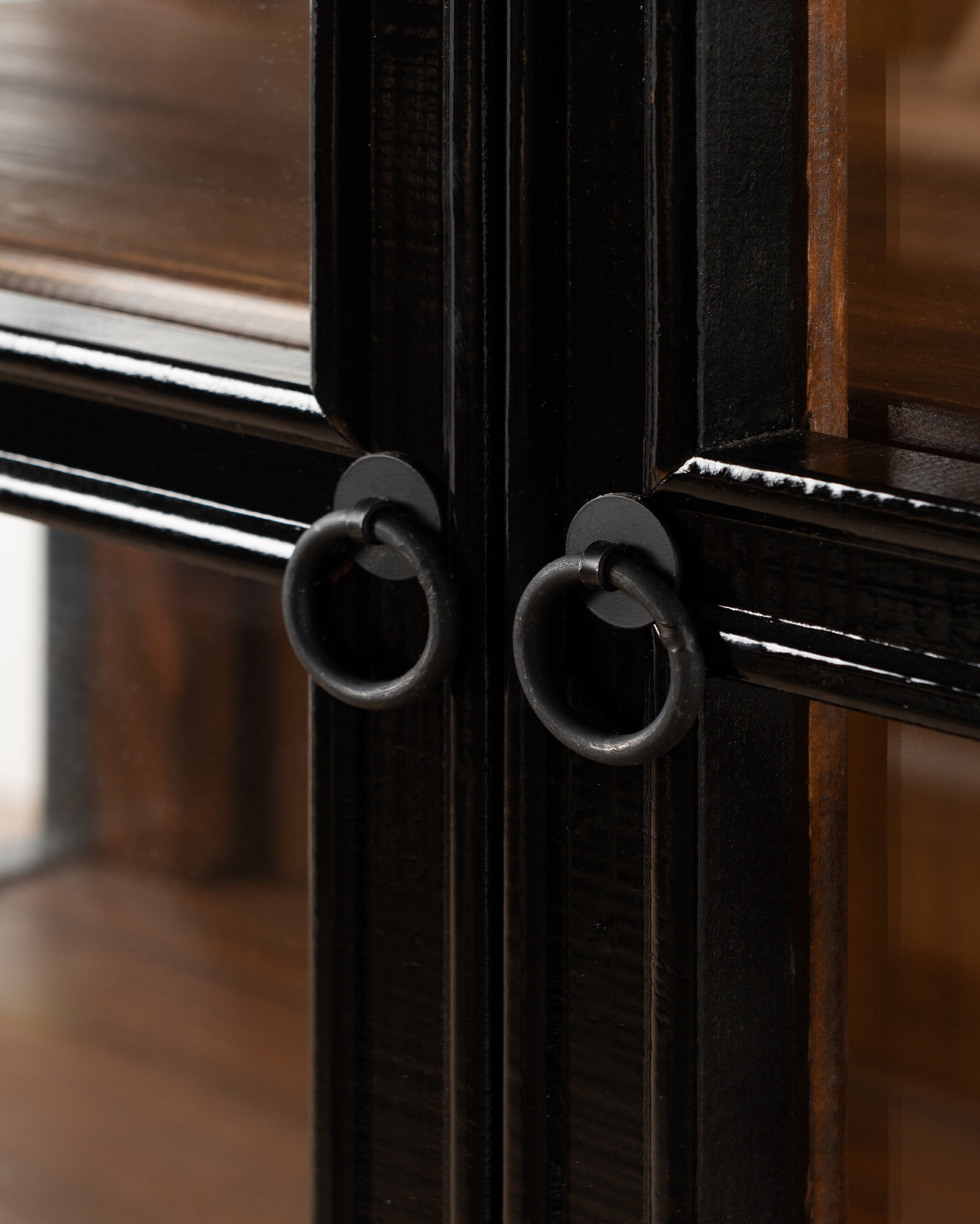 Indochine Liang Ma Cabinet | Black