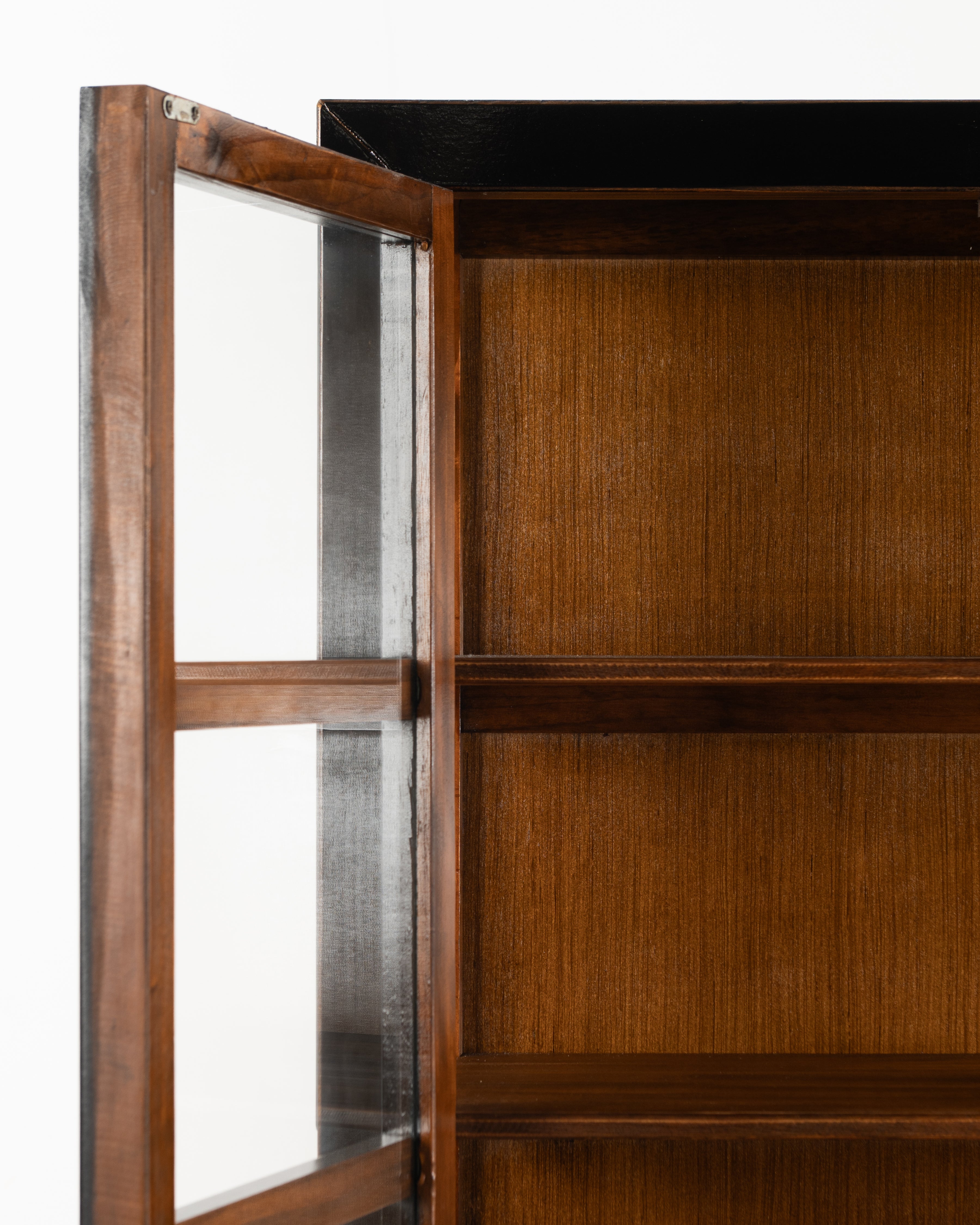 Indochine Liang Ma Cabinet | Black