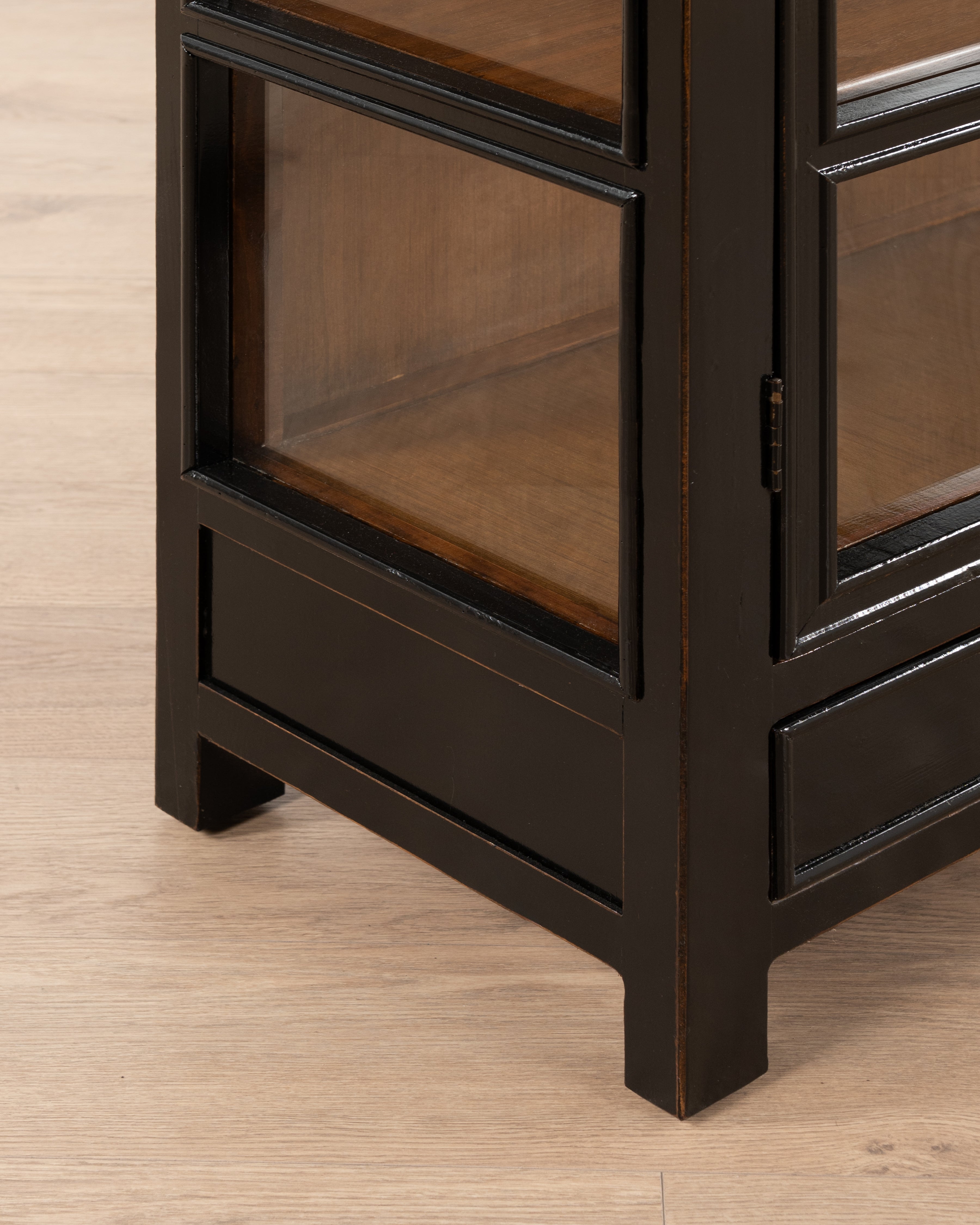 Indochine Liang Ma Cabinet | Black