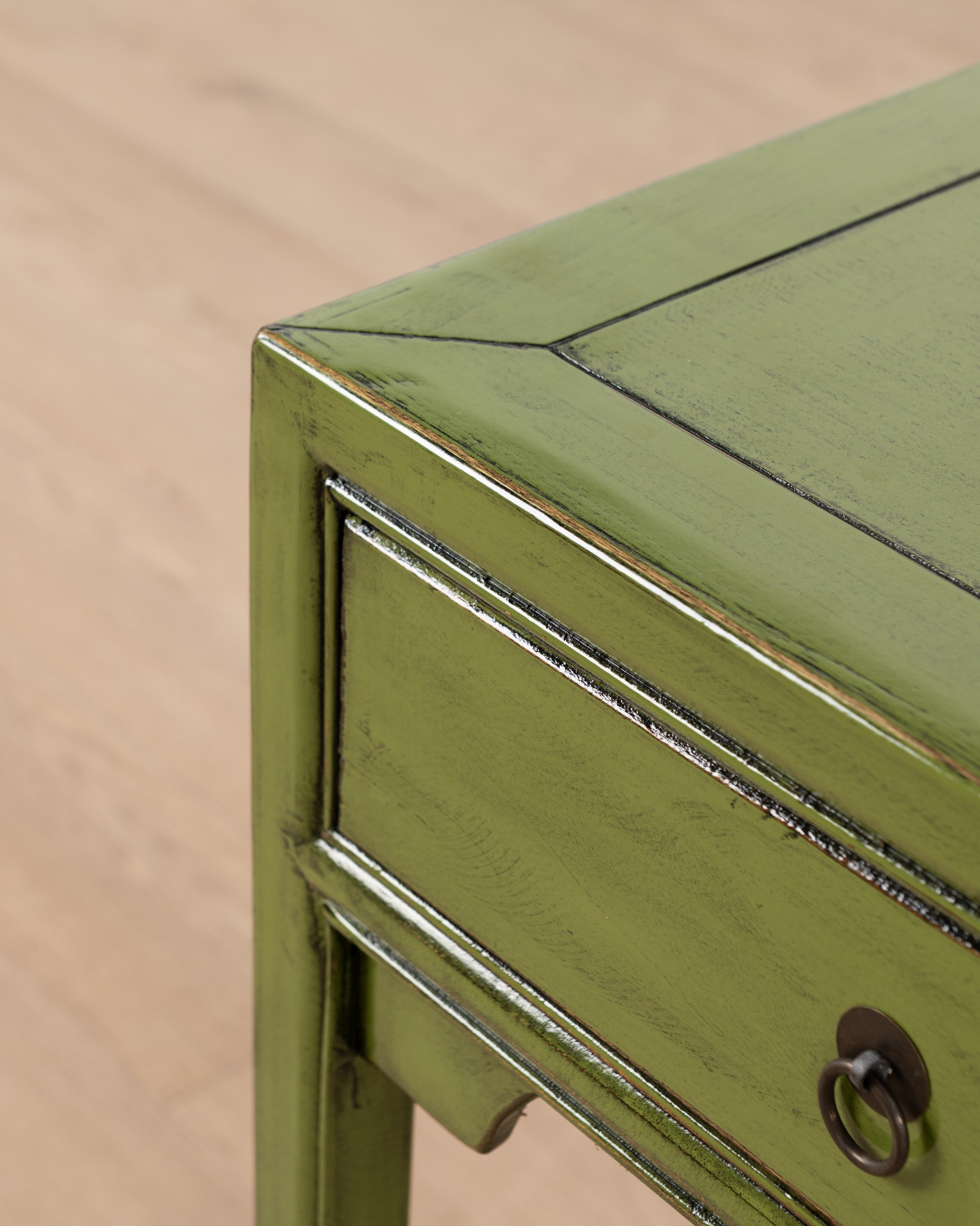 Indochine Gong Lai Console | Olive