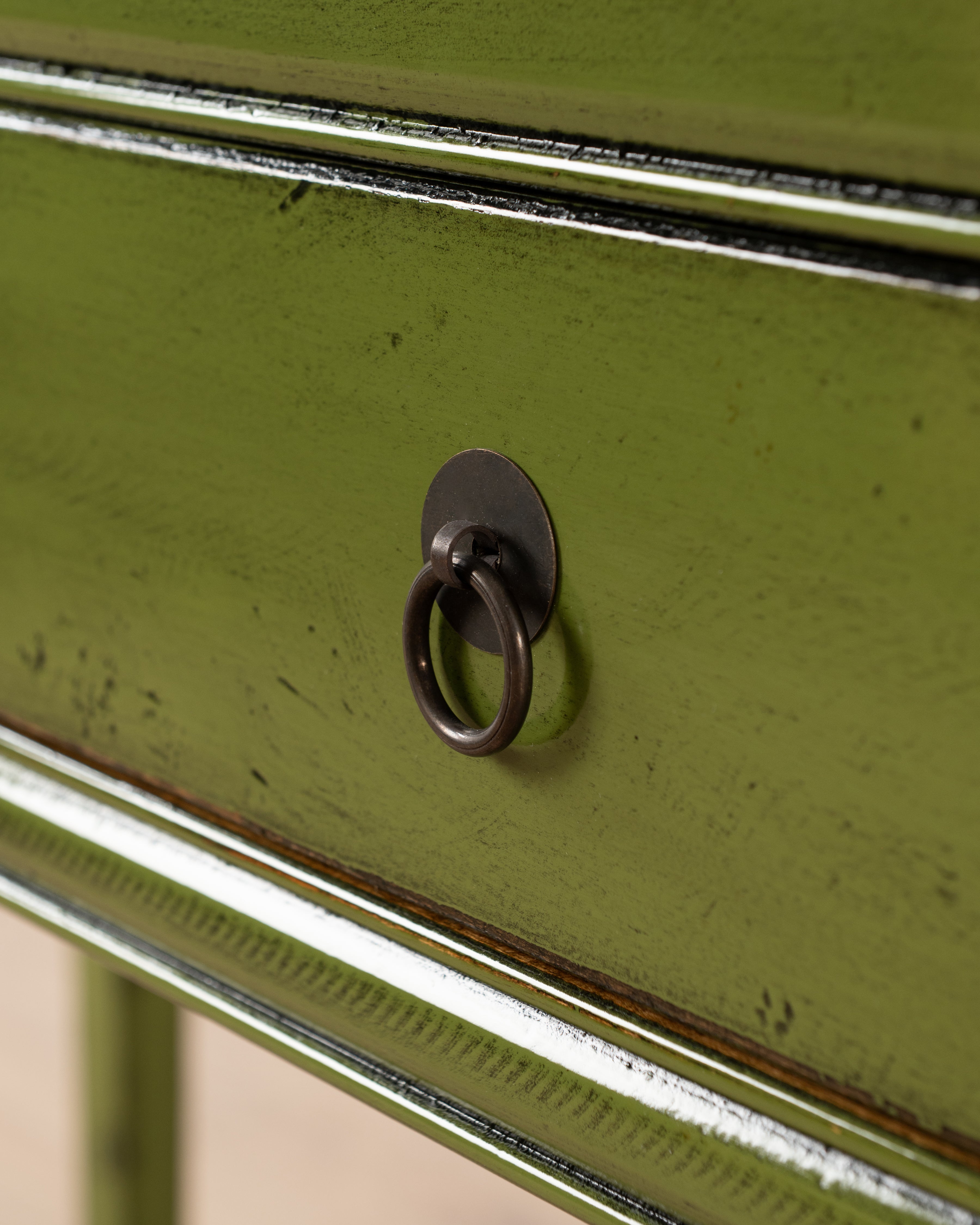 Indochine Gong Lai Console | Olive