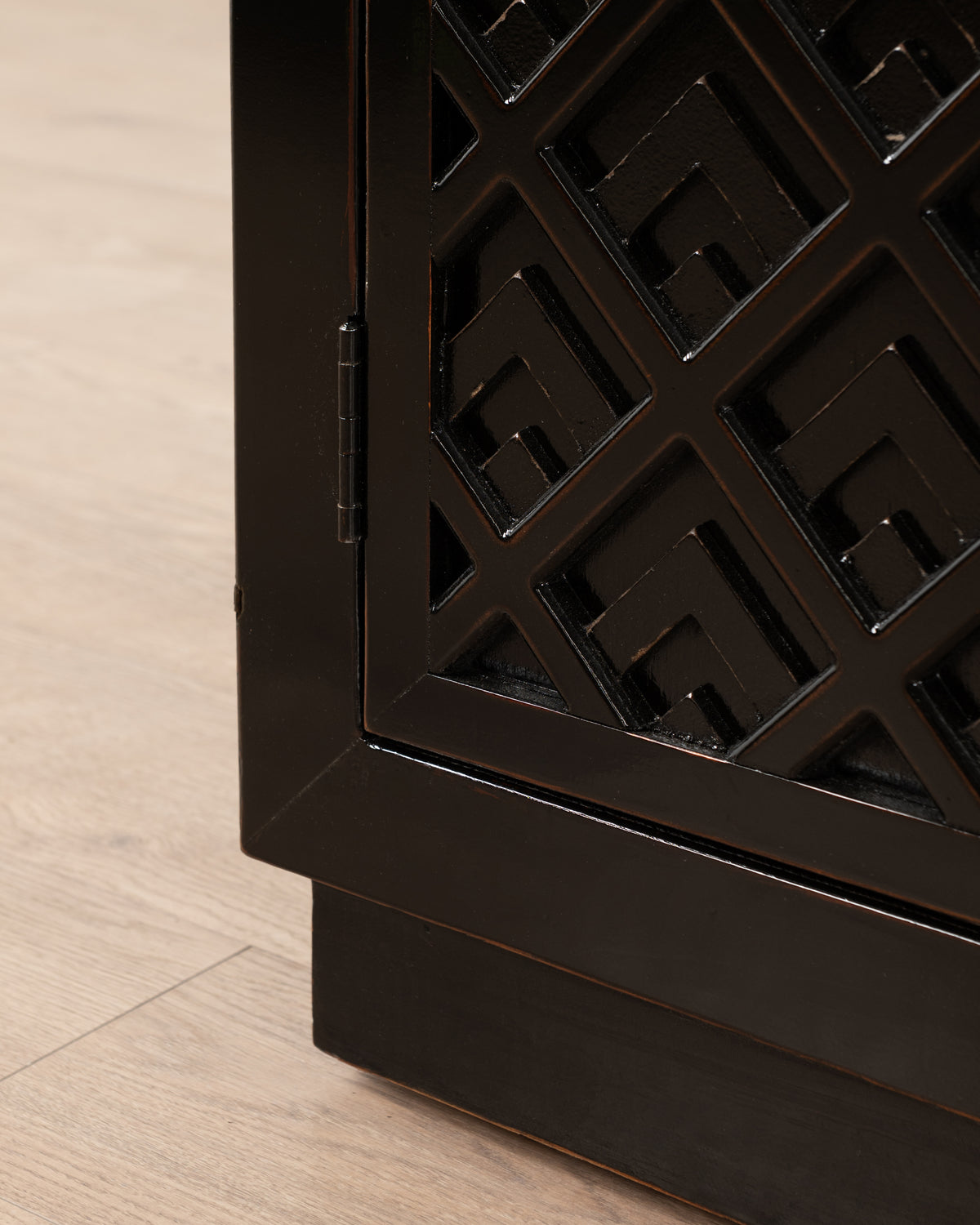 Indochine Feng Sideboard | Black