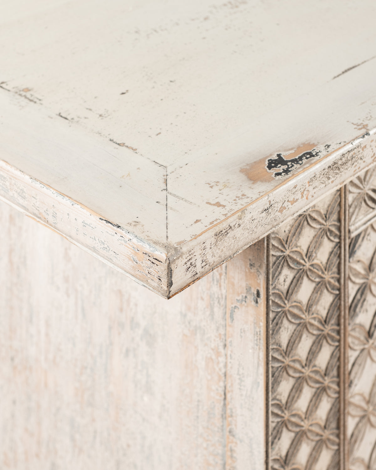 Indochine Ming Sideboard | White
