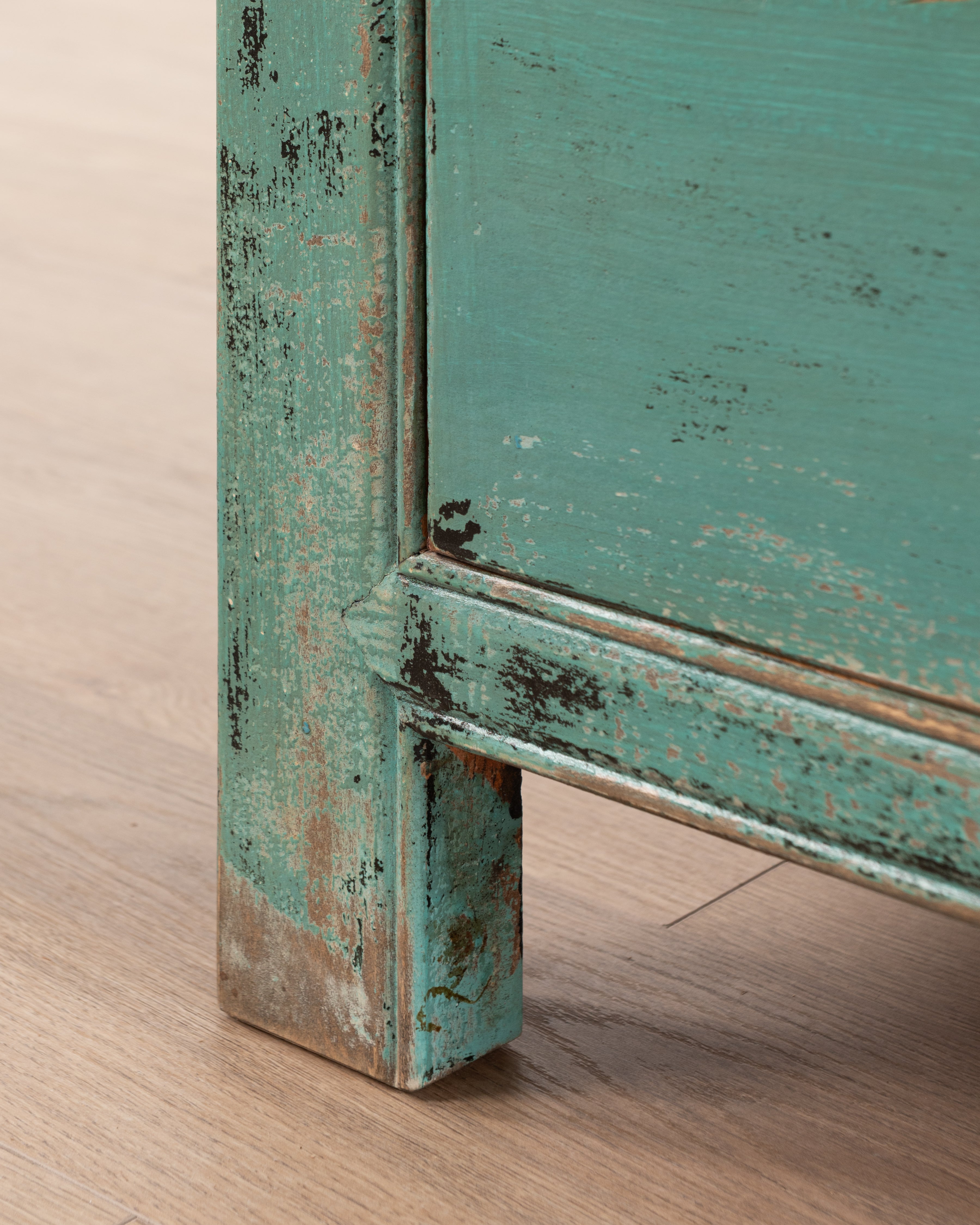 Indochine Yukiko Bedside table | Blue