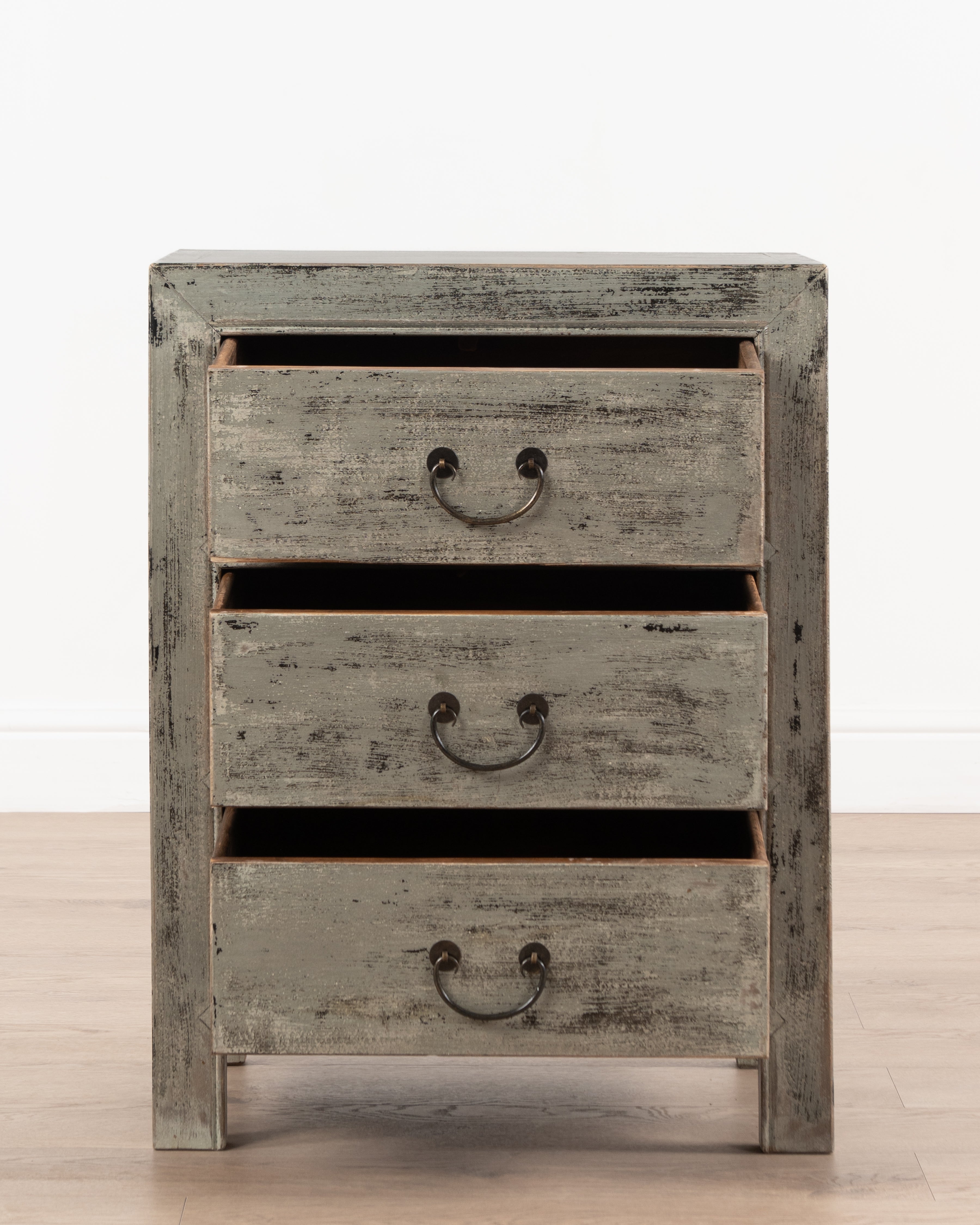 Indochine Yukiko Bedside table | Grey