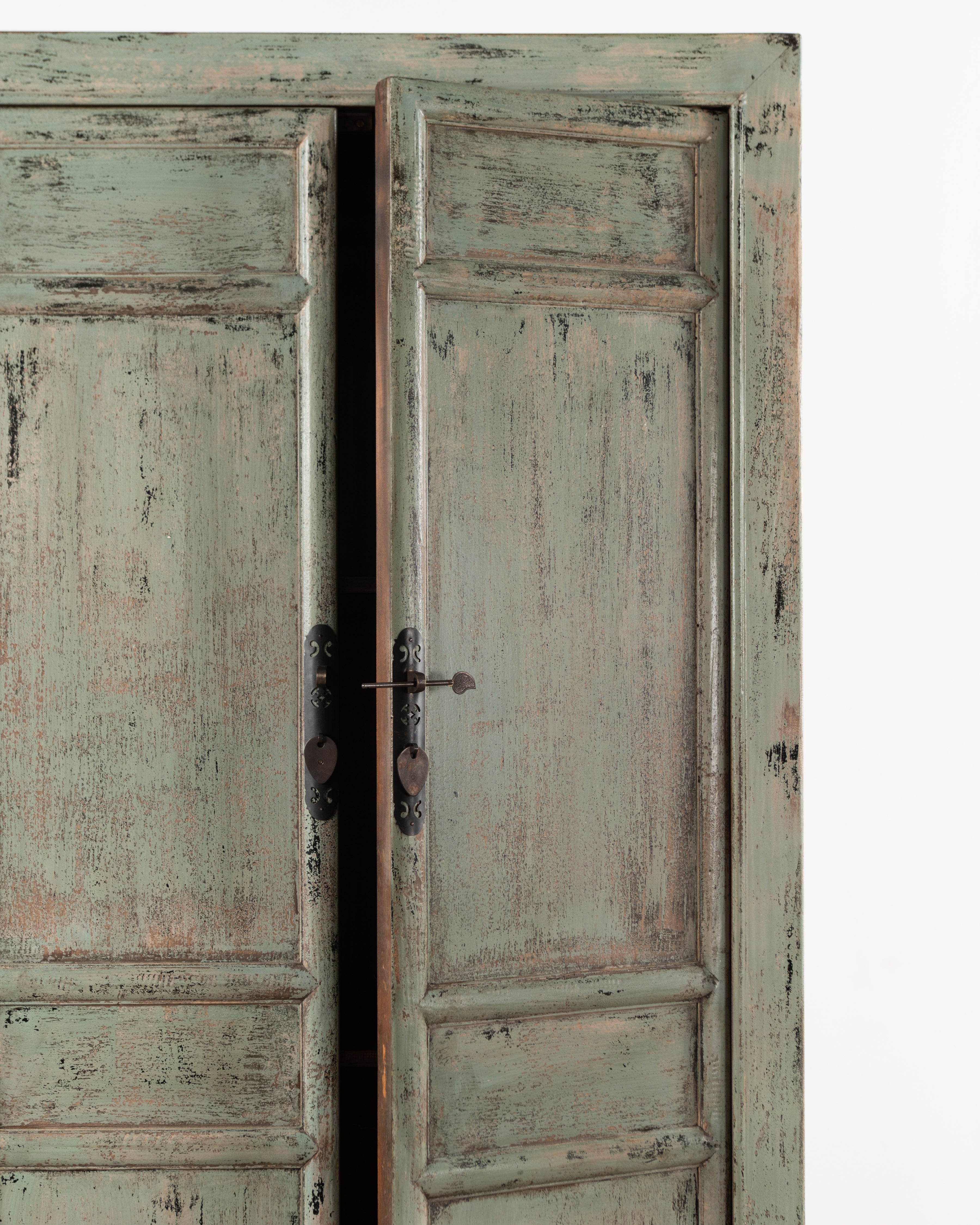 CUPBOARD 2-DOOR GREEN