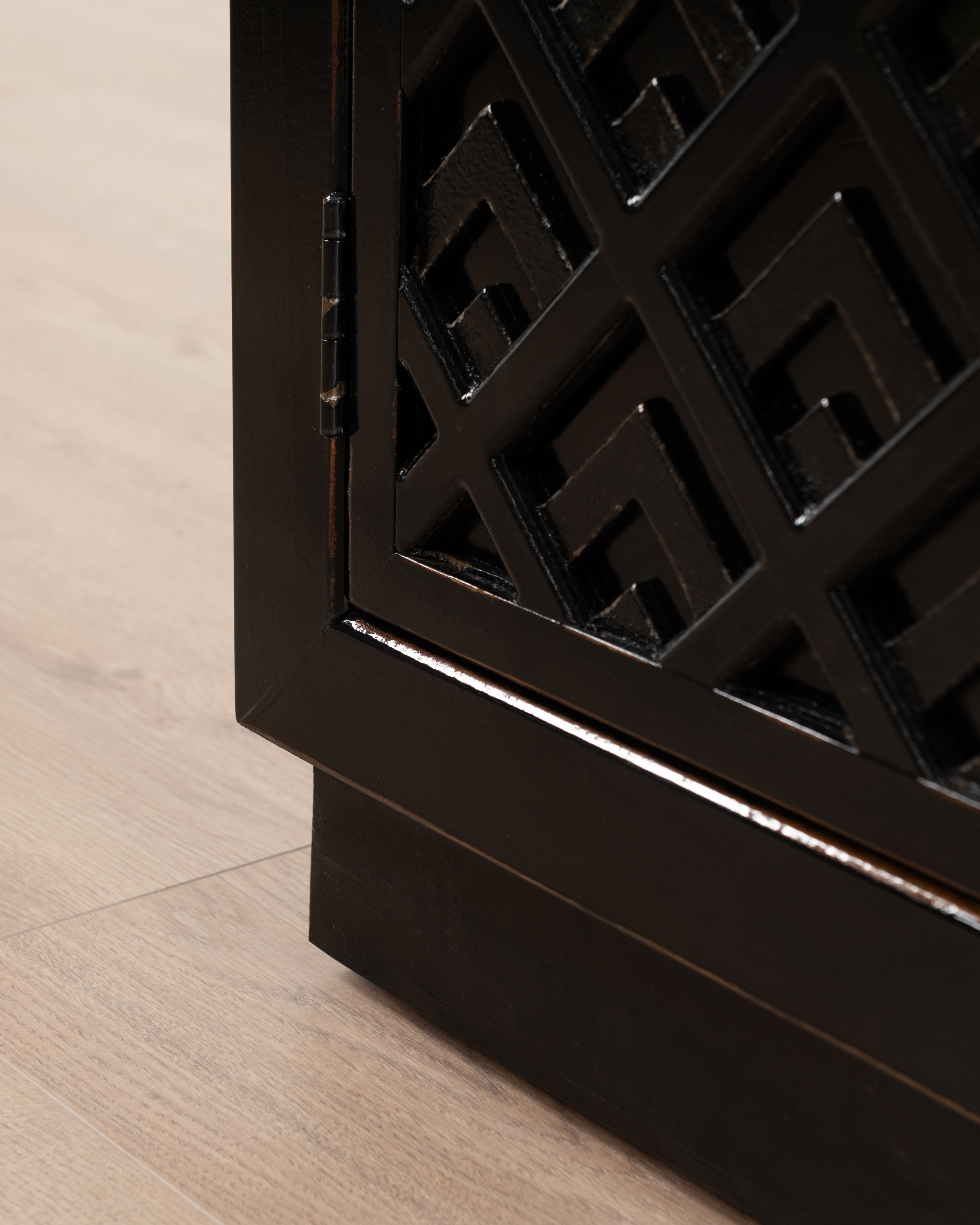 Shango Sideboard | Black