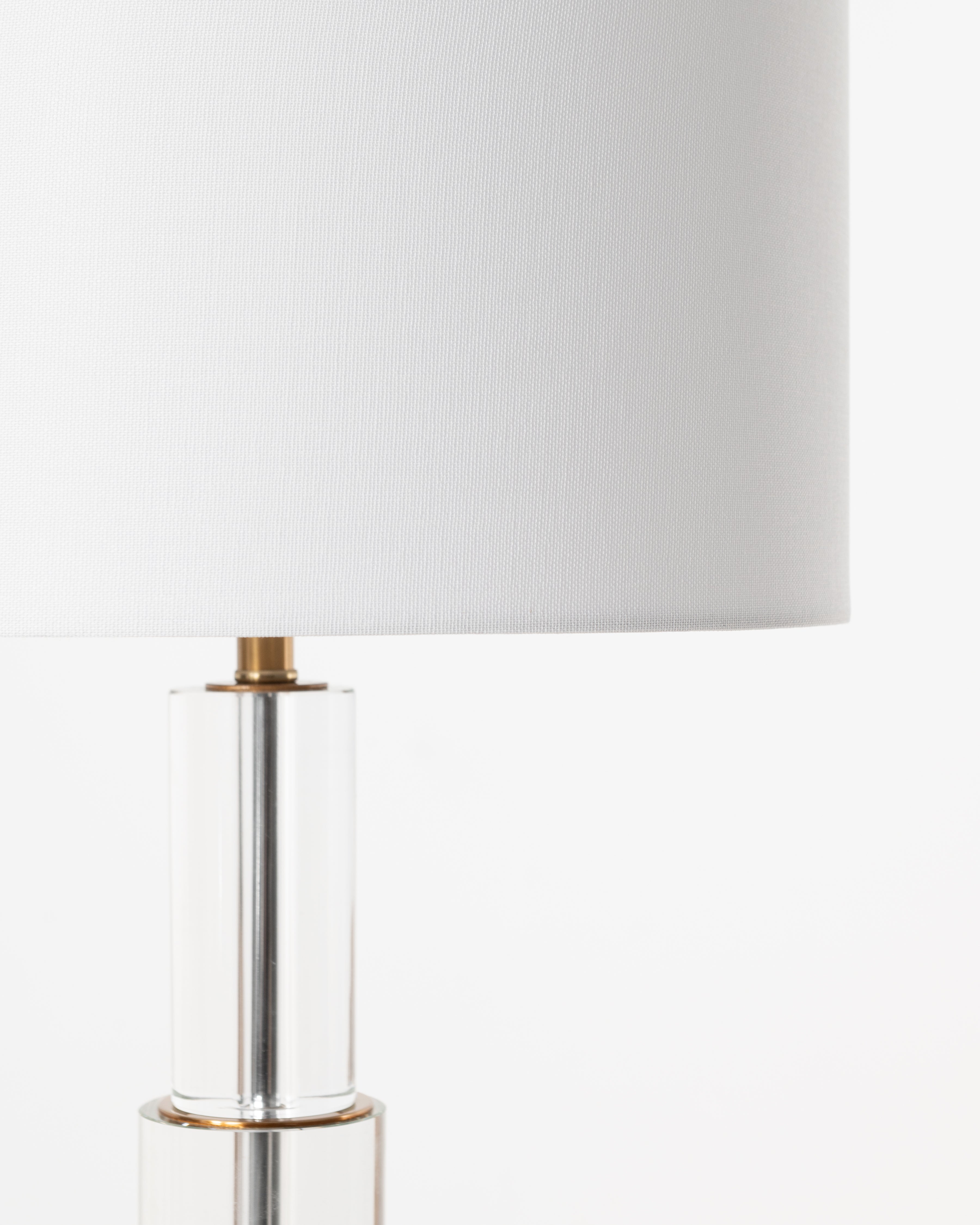 LAMP WHT SHADE 3TIER GOLD CRSYTAL