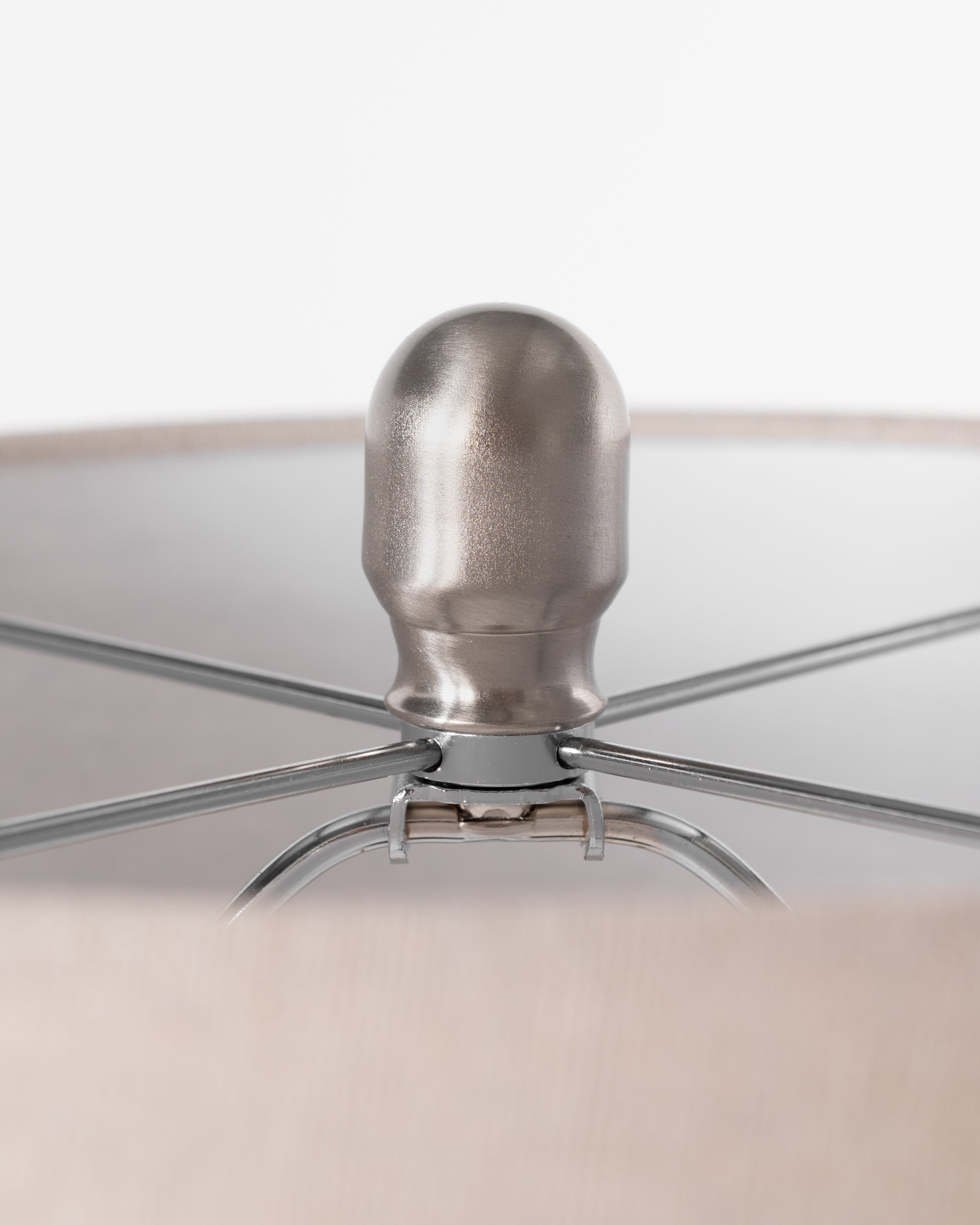 LAMP BASE CRM SHAPE BEIGE LIN. SHADE