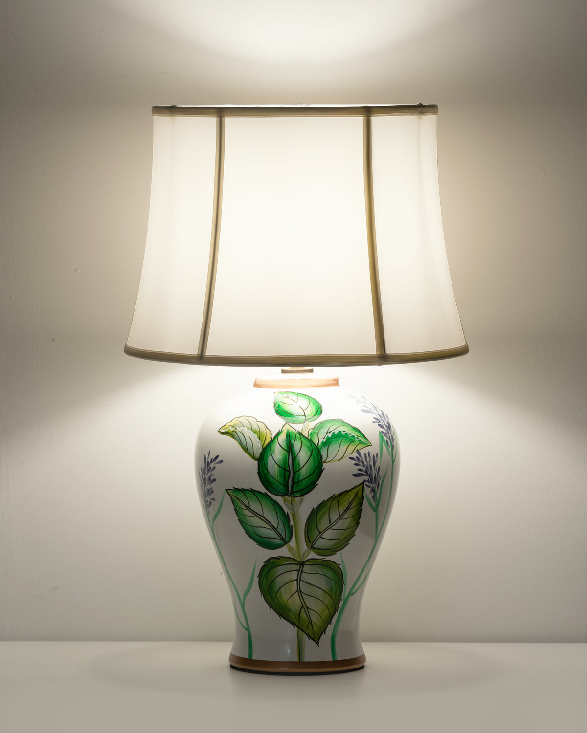 Beatrix Ceramic Lamp