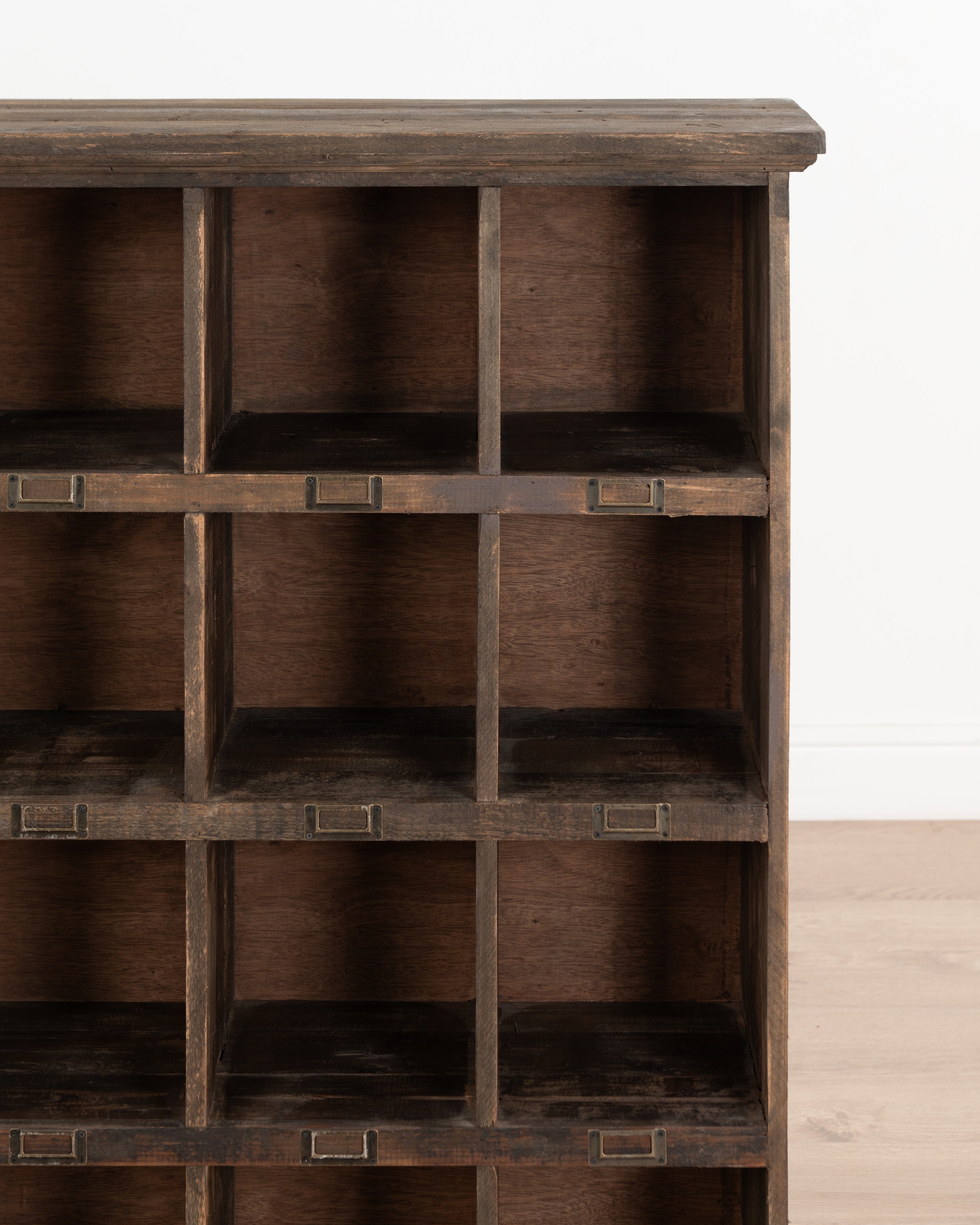 Greenhouse Grove Cubby