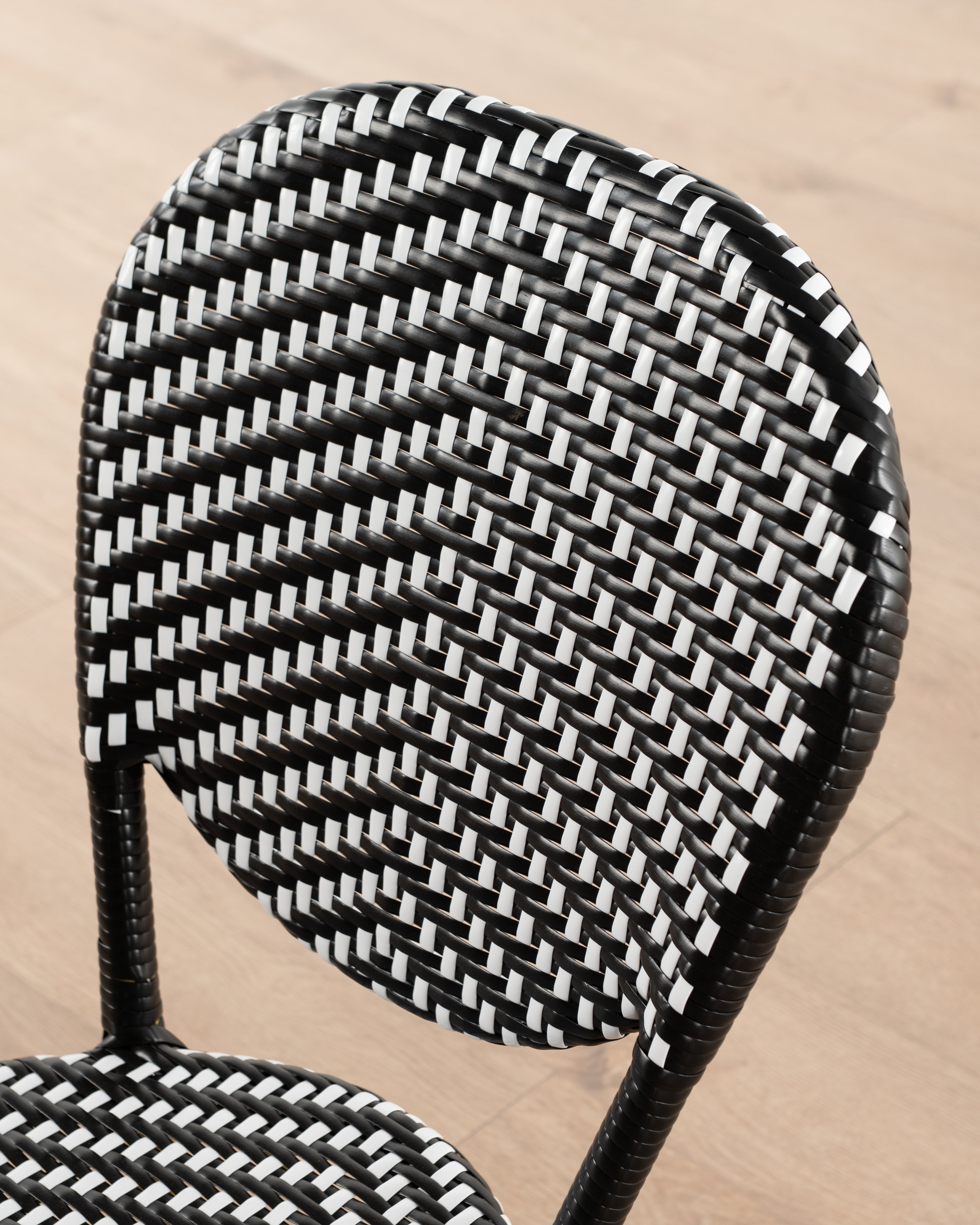 Brioche Blanc Dining Chair | Black