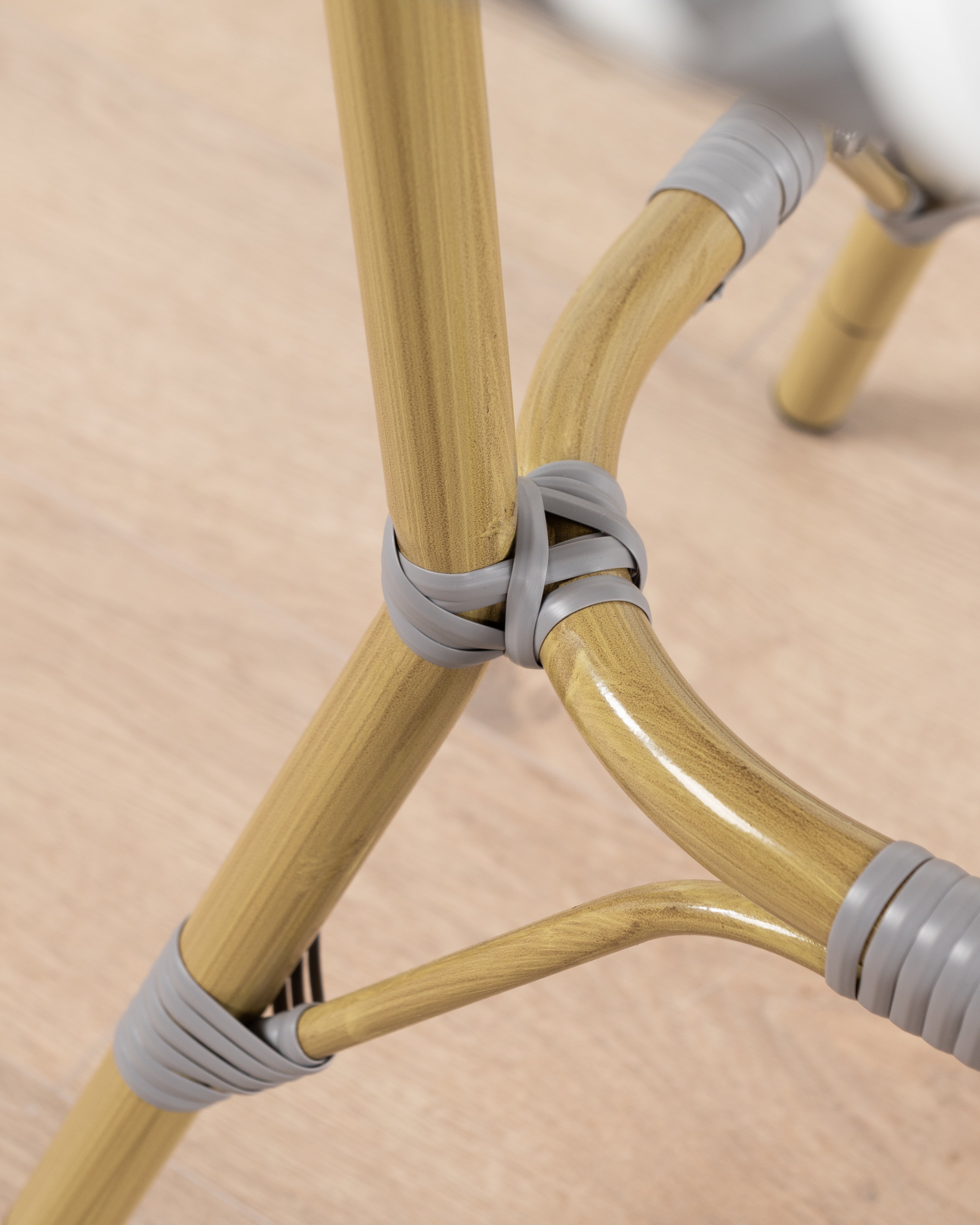 Brioche Cafe Table | Grey