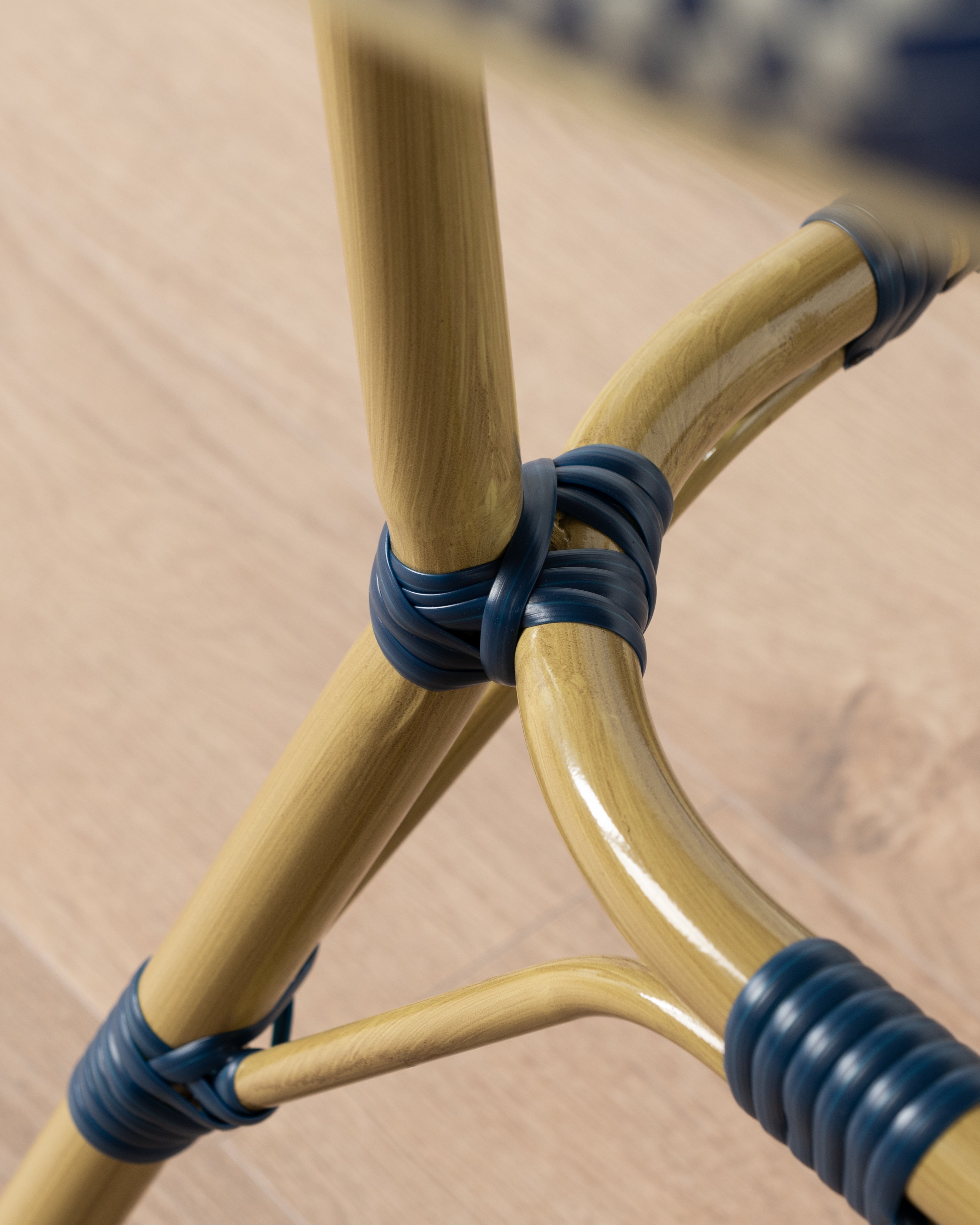 Brioche Cafe Table | Navy