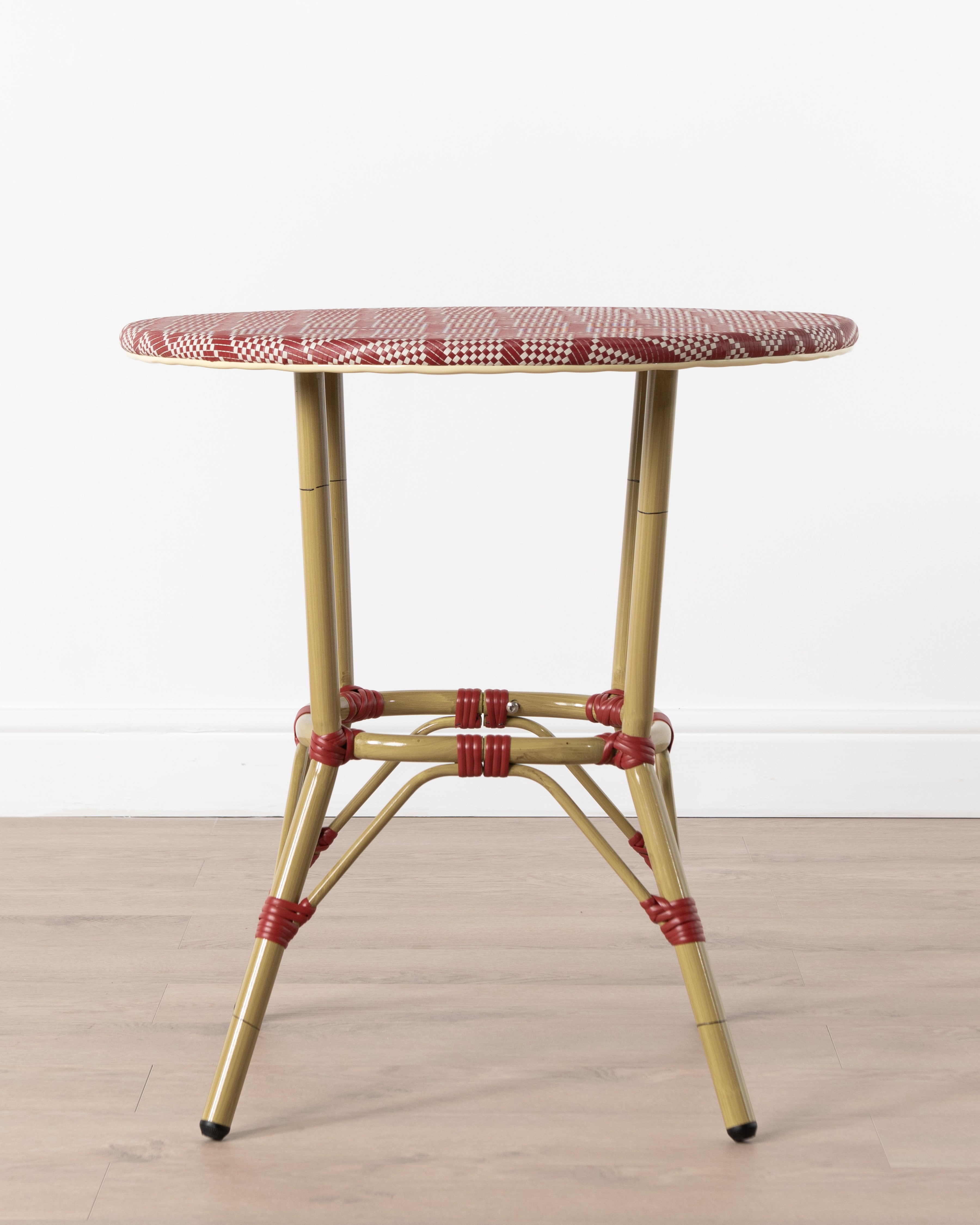 Brioche Cafe Table | Red