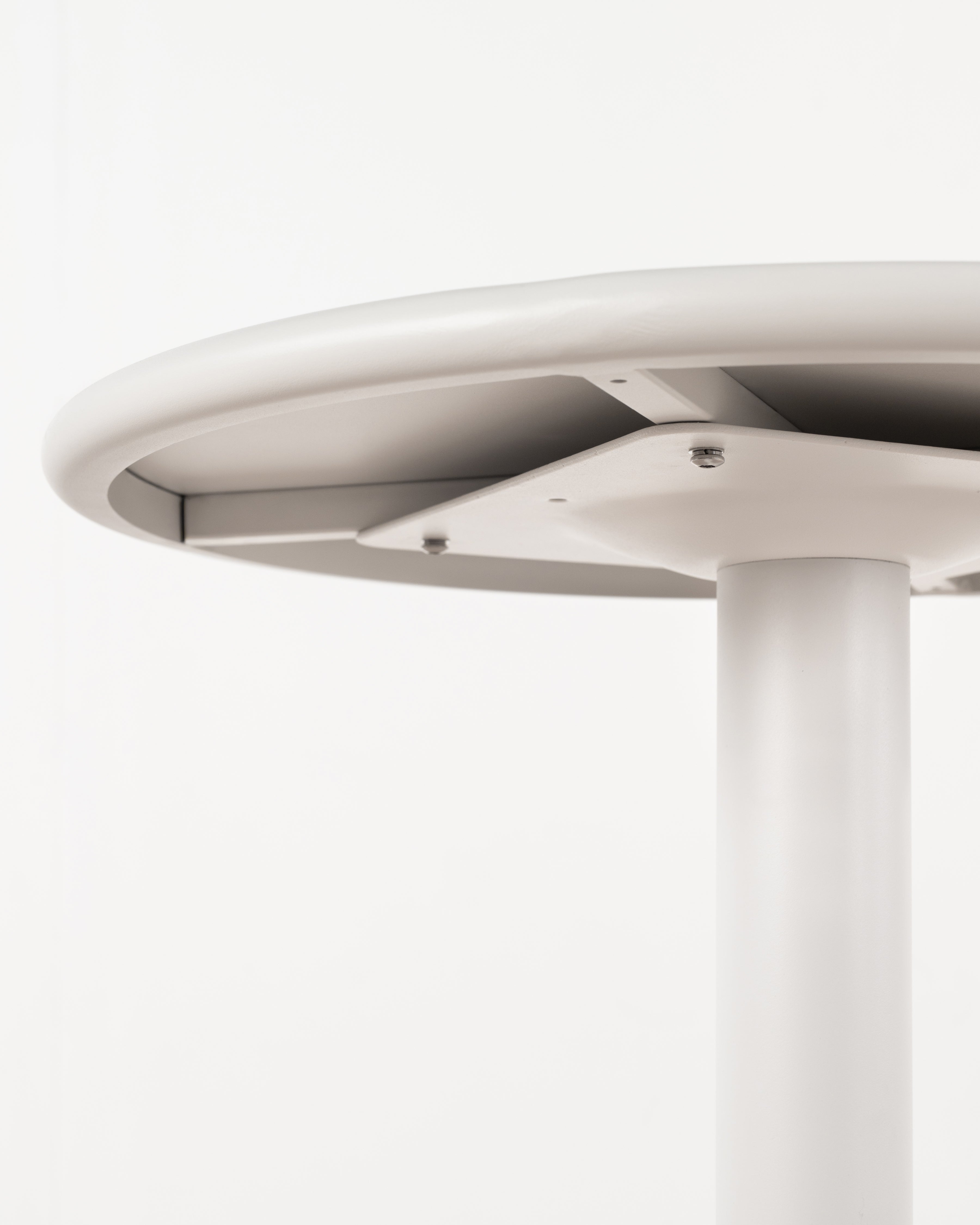 Resort Marina Bar Table