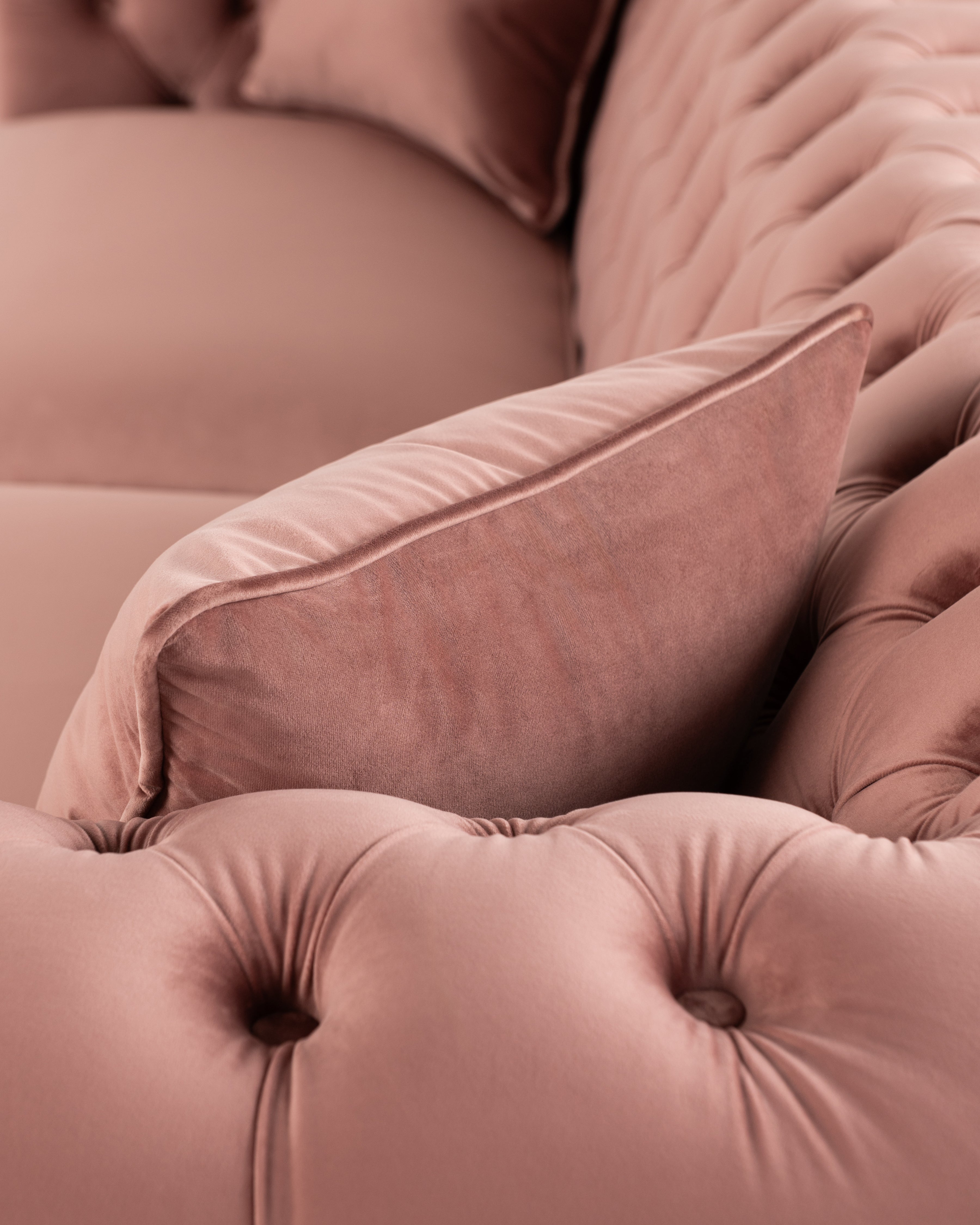 Luxe Duchess Sofa | Blush