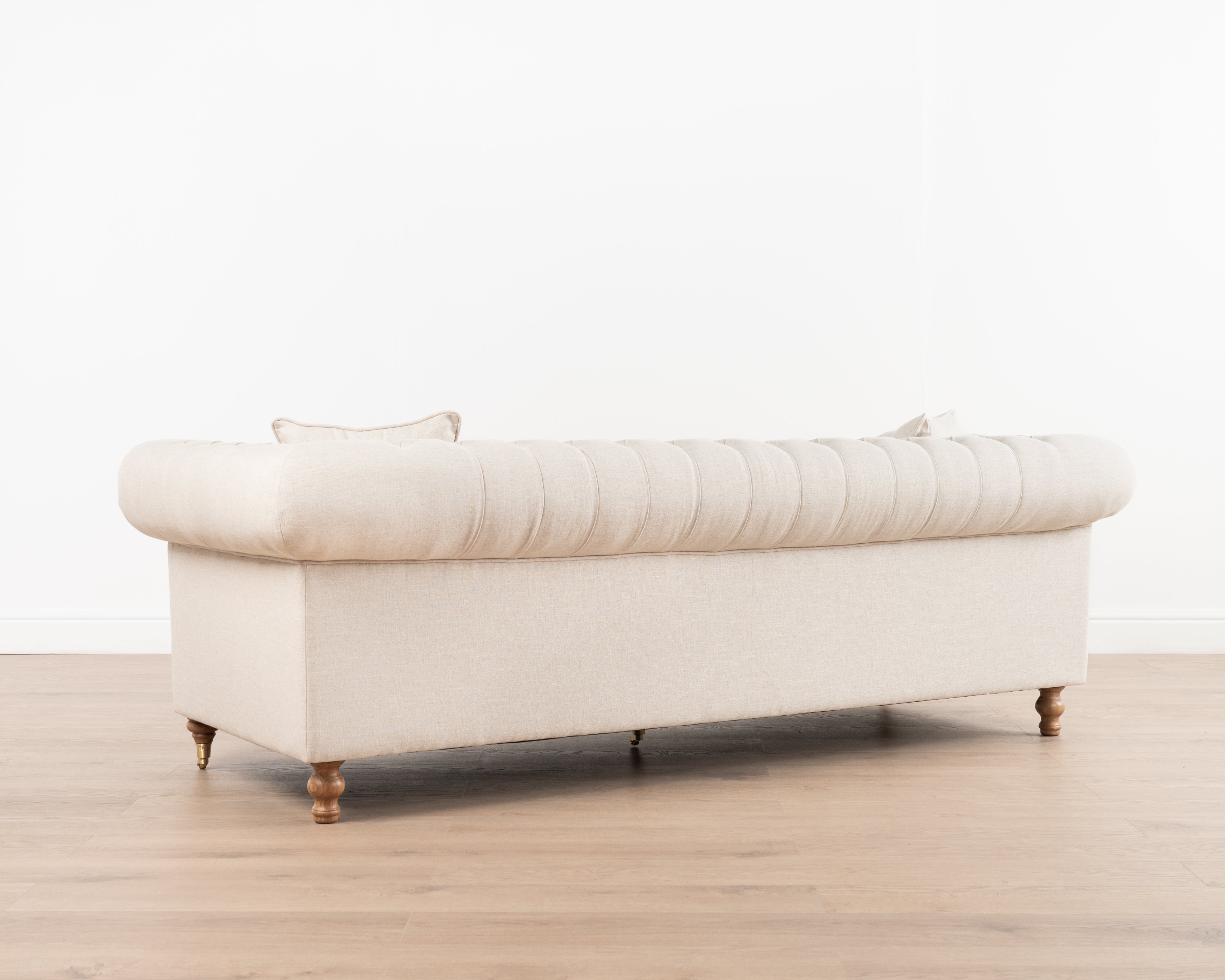 Luxe Duchess Sofa | Cream