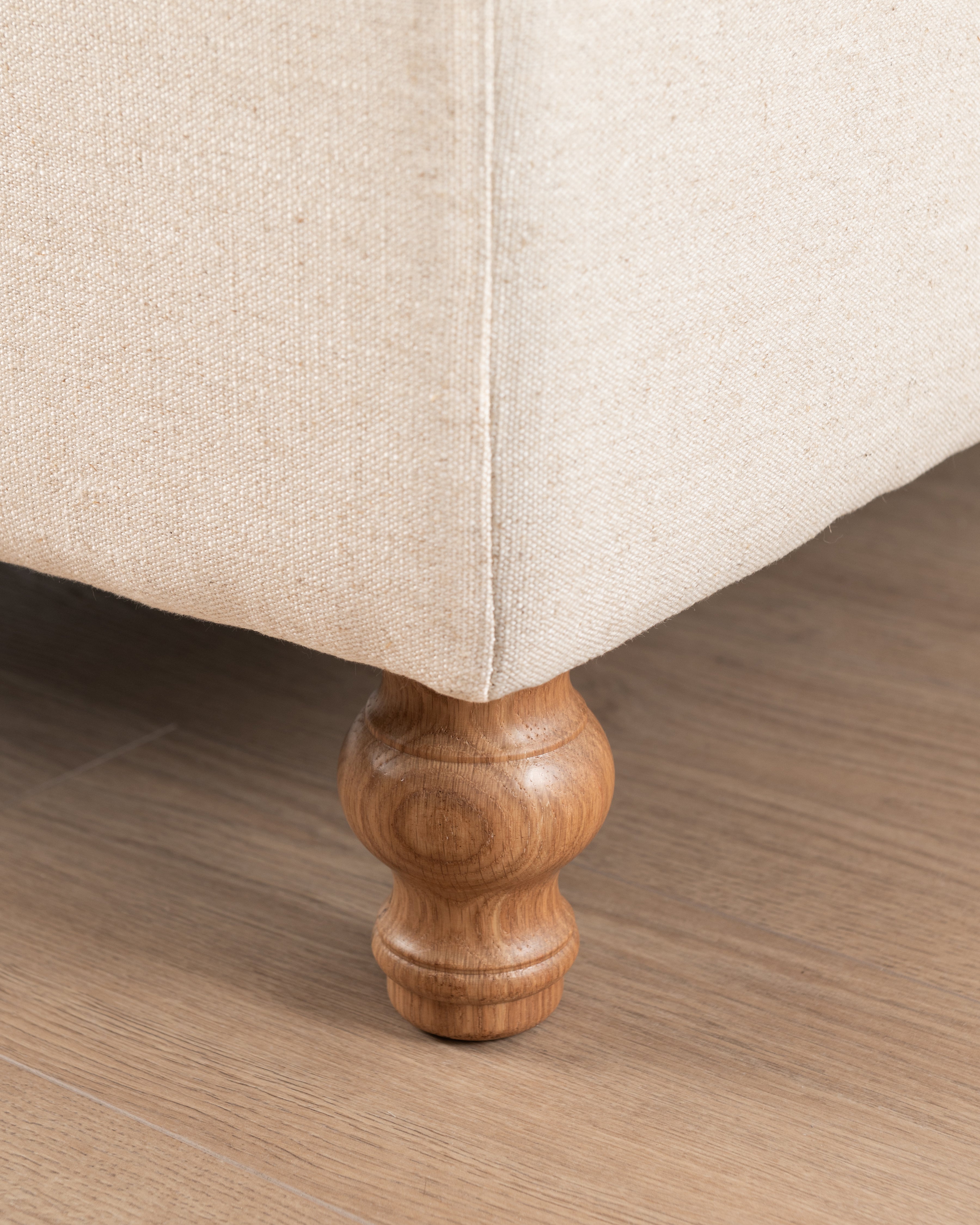 Luxe Duchess Sofa | Cream