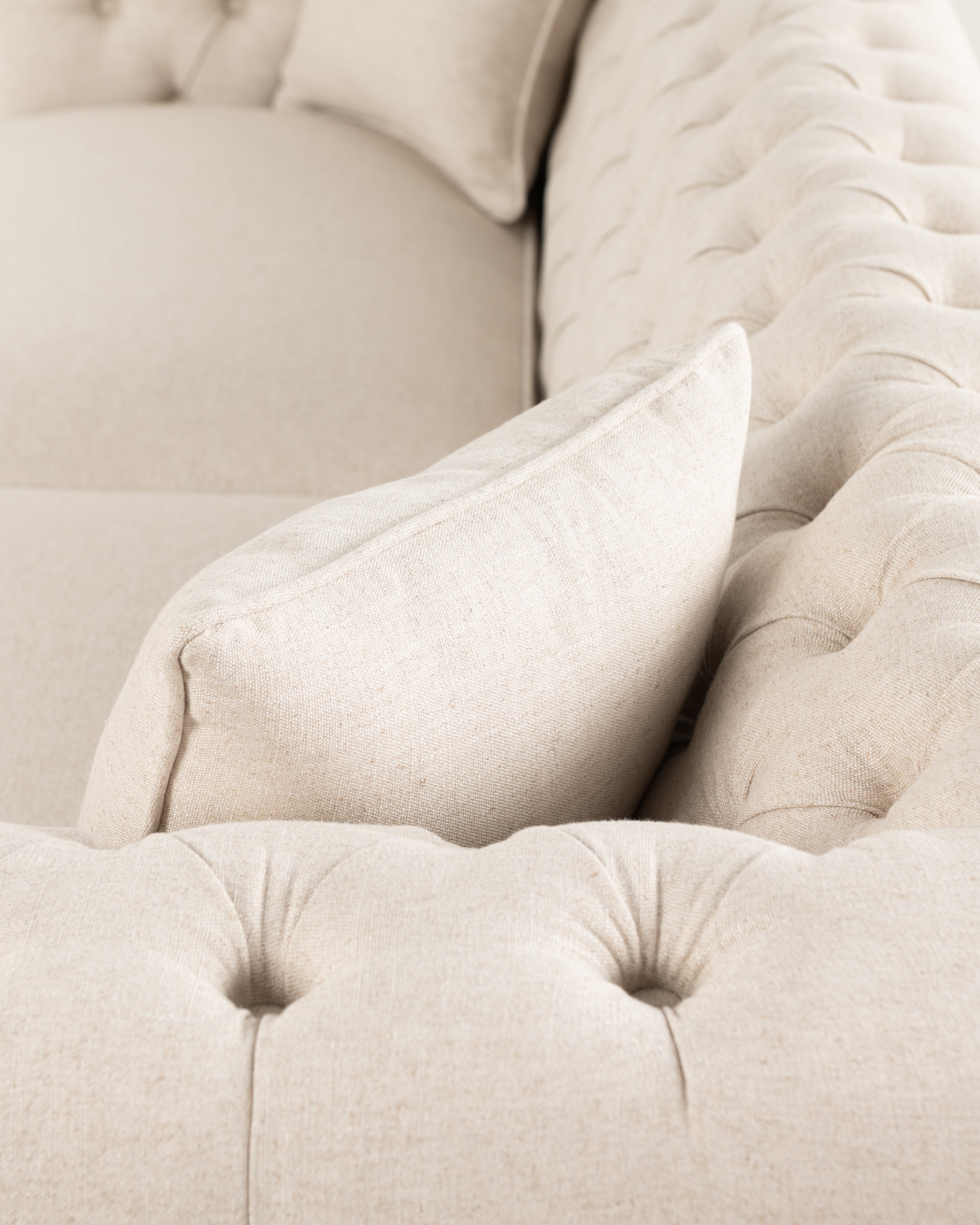 Luxe Duchess Sofa | Cream