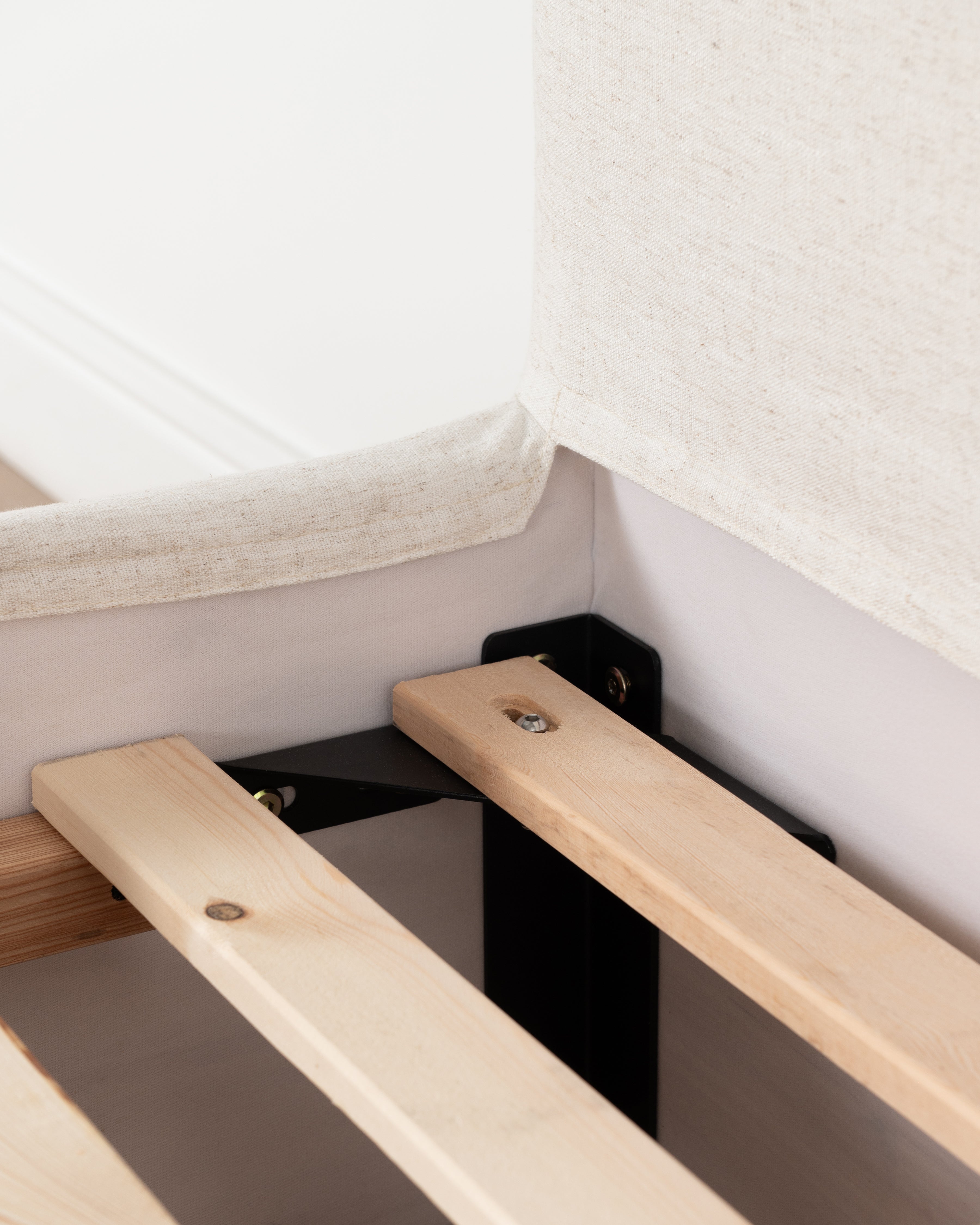 Imara Bed | Cream - Queen