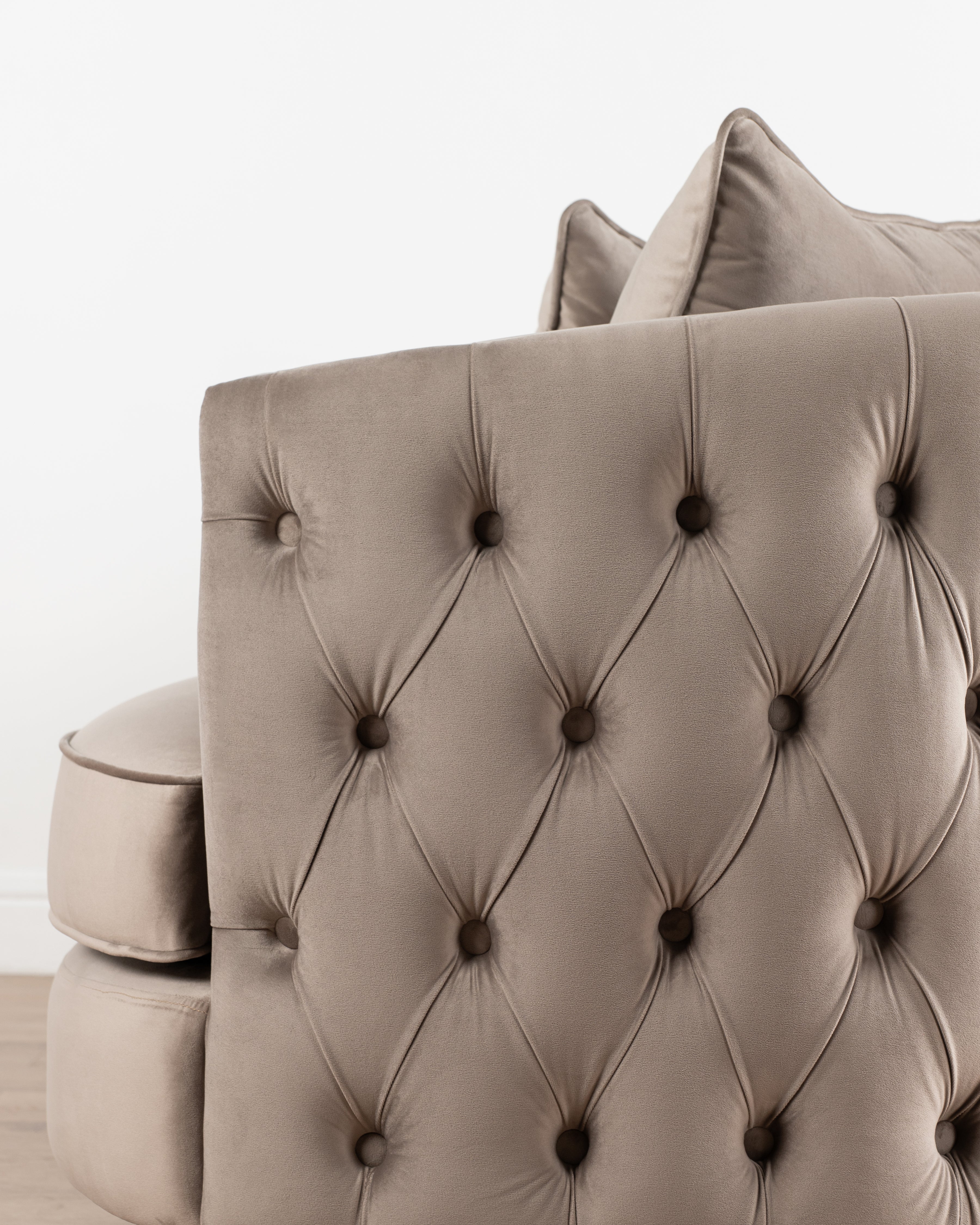 Luxe Gita 3-seater Sofa | Champagne