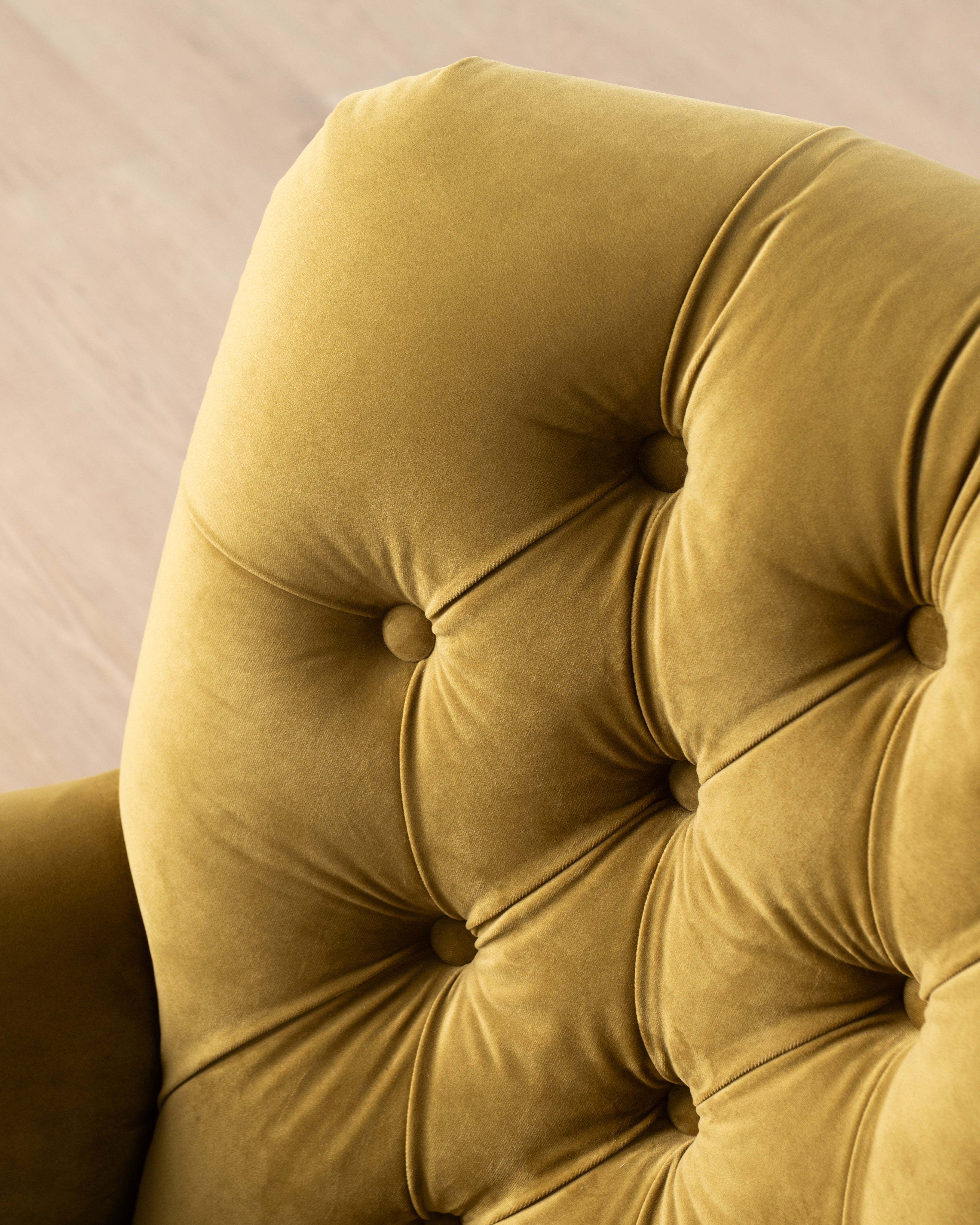 Luxe Windsor Armchair | Gold