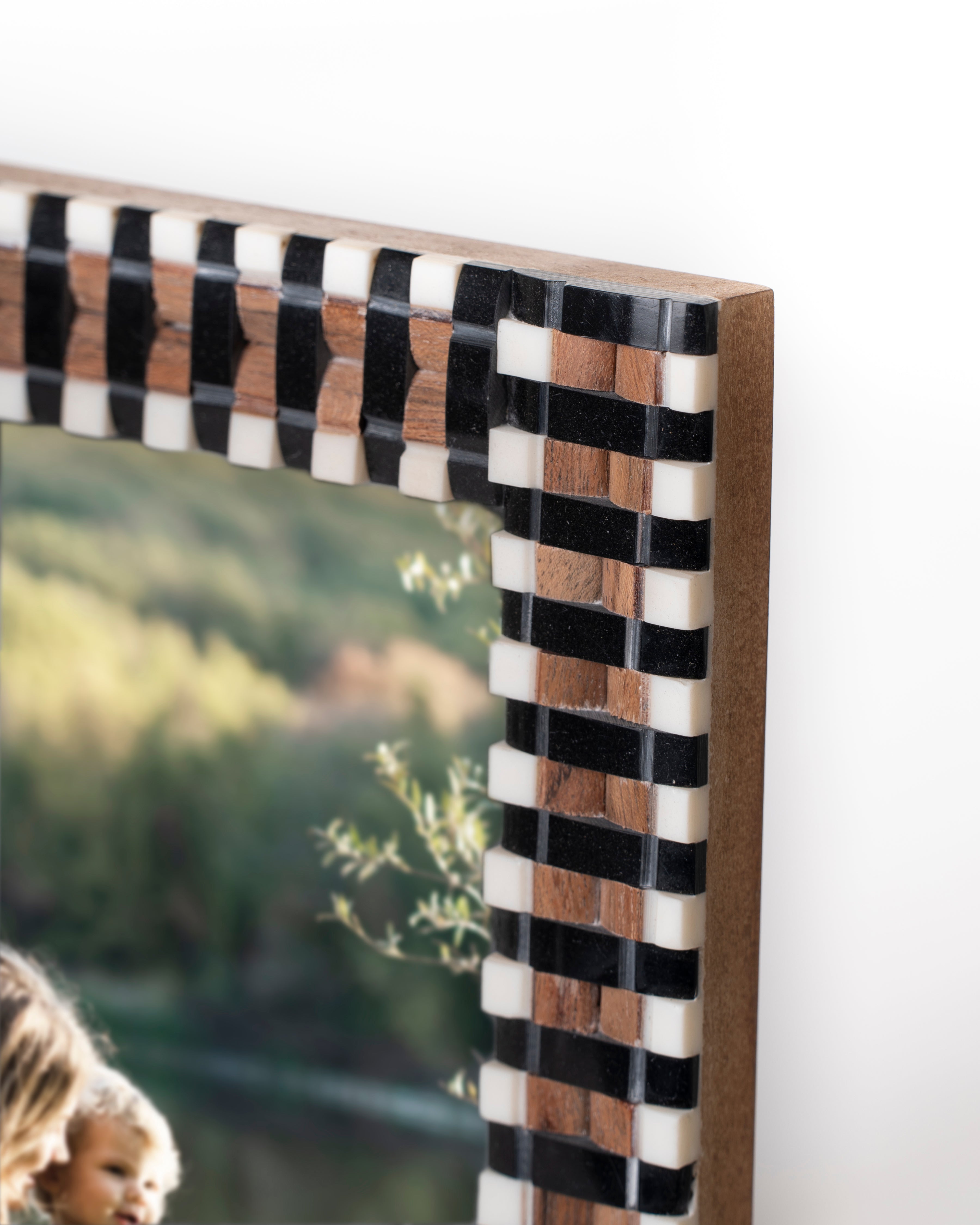 Black and White Checker Photo Frame