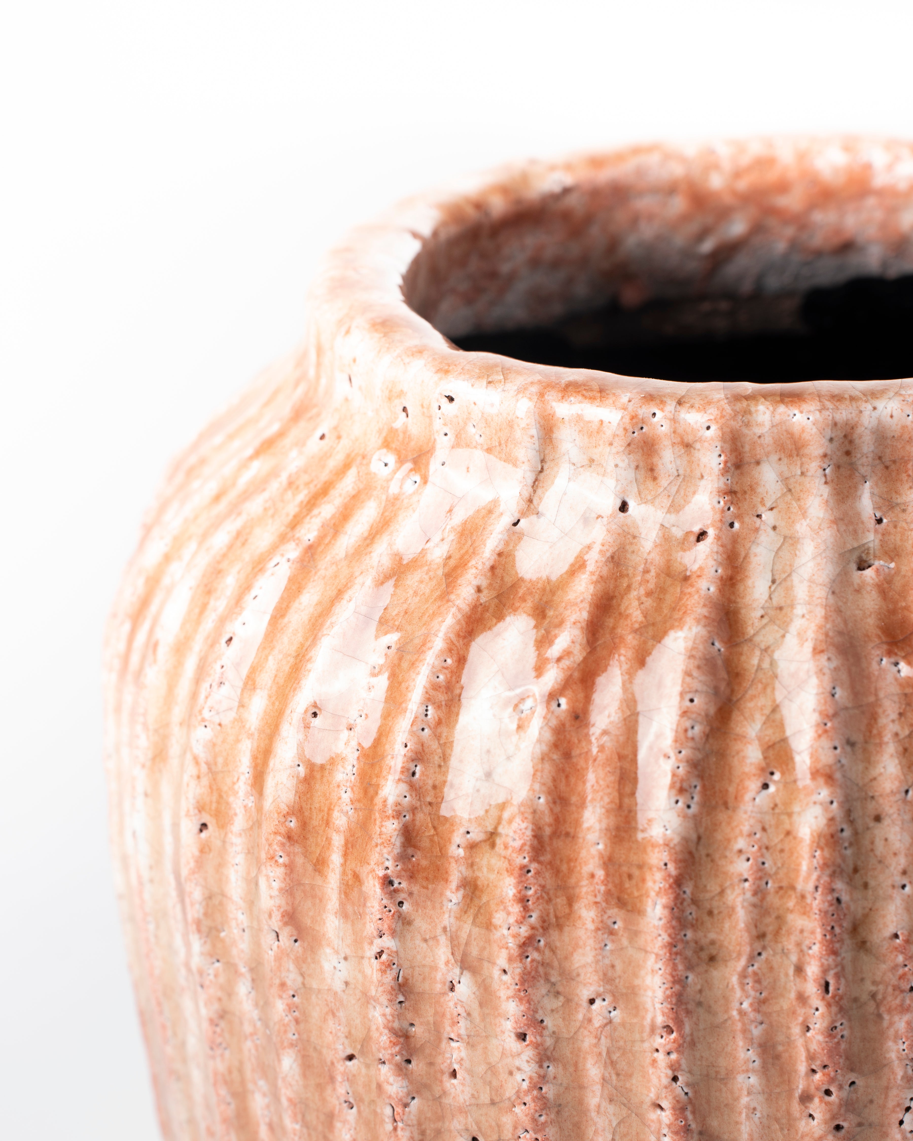 Terracotta Ribbed Ceramic Pot | Large